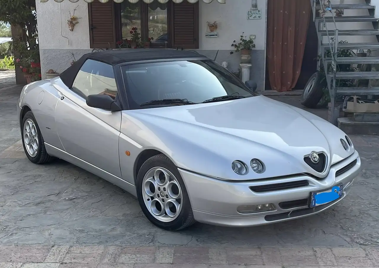 Alfa Romeo Spider red style red stile, foto 2