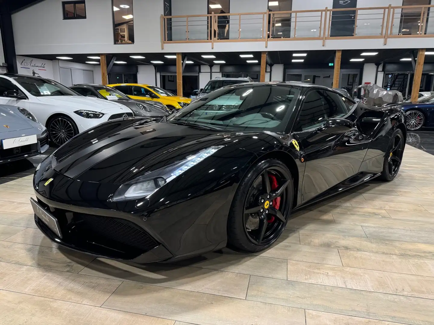 Ferrari 488 GTB V8 3.9 T 670ch  r Noir - 2
