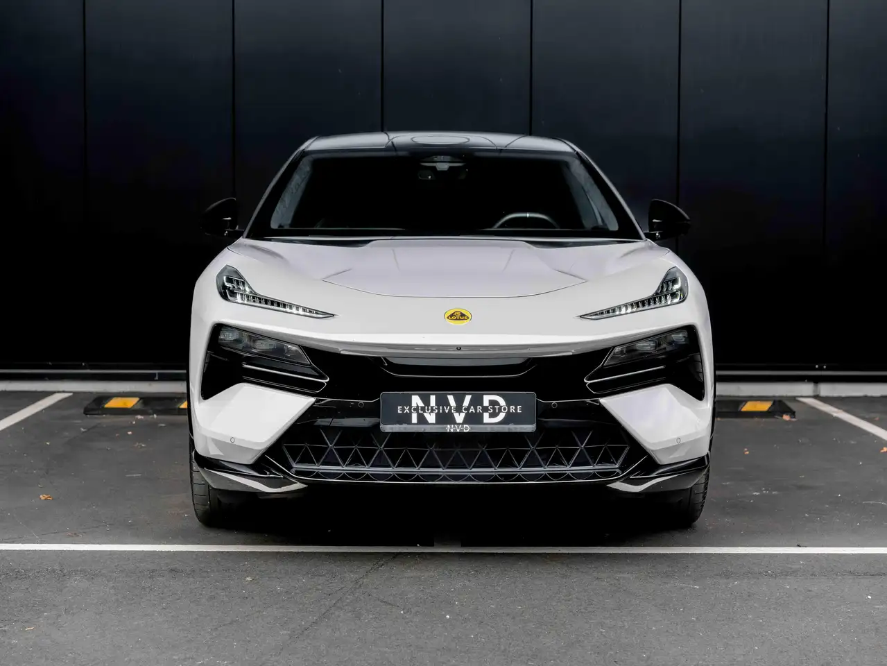 Lotus Eletre 2023