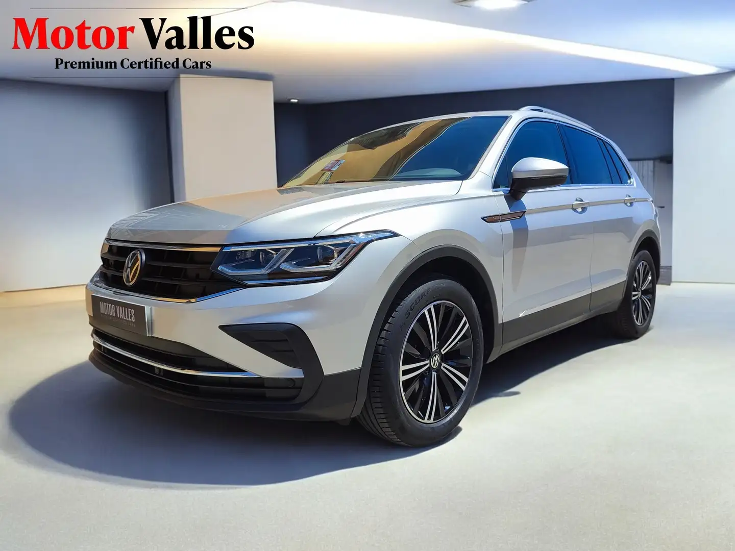 Volkswagen Tiguan 1.5 TSI Life DSG 110kW Gris - 1