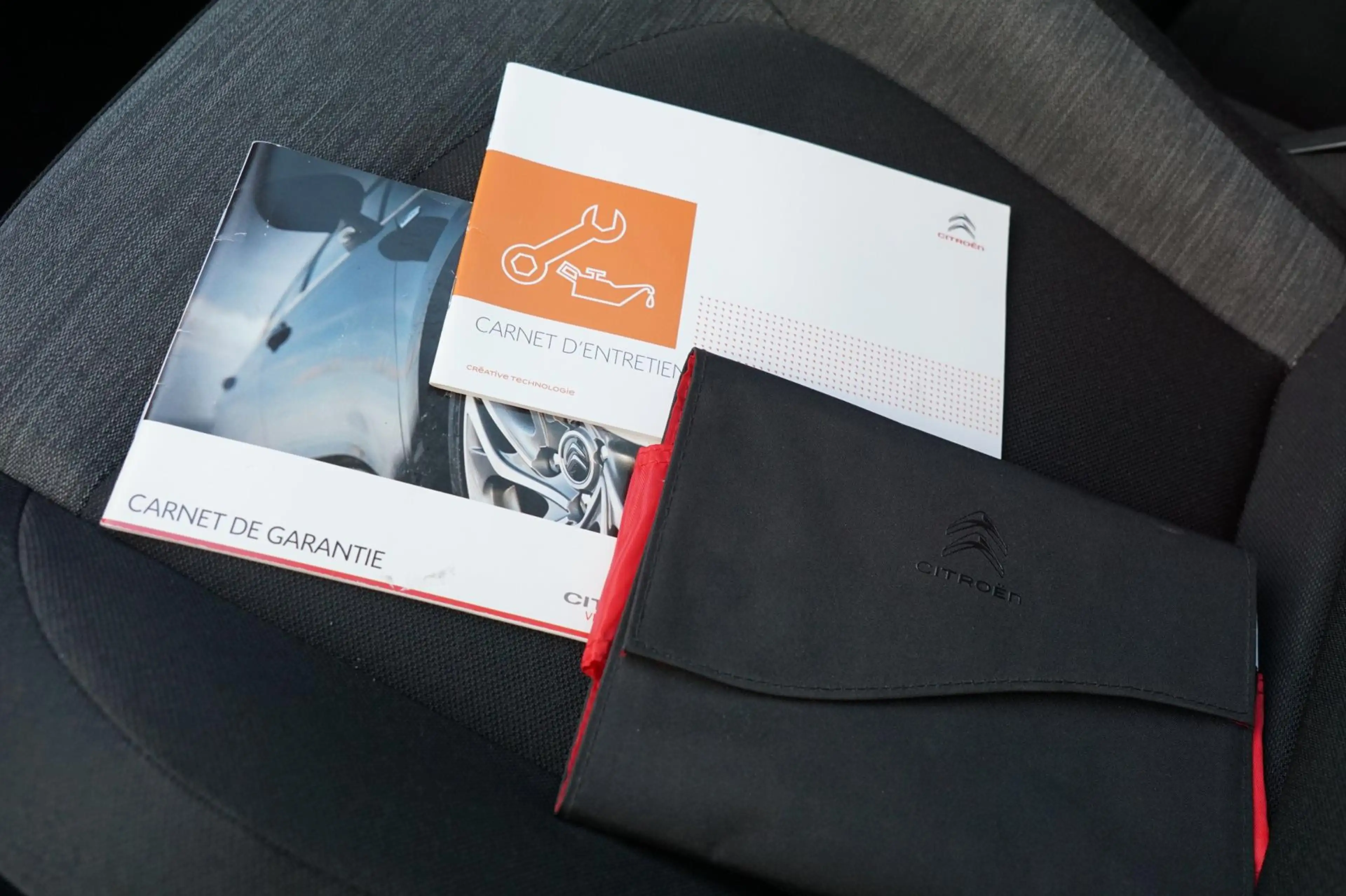 Citroen Grand C4 Picasso 1.2 PureTech 130pk 7persoons Business - Gris Shark — photo 32