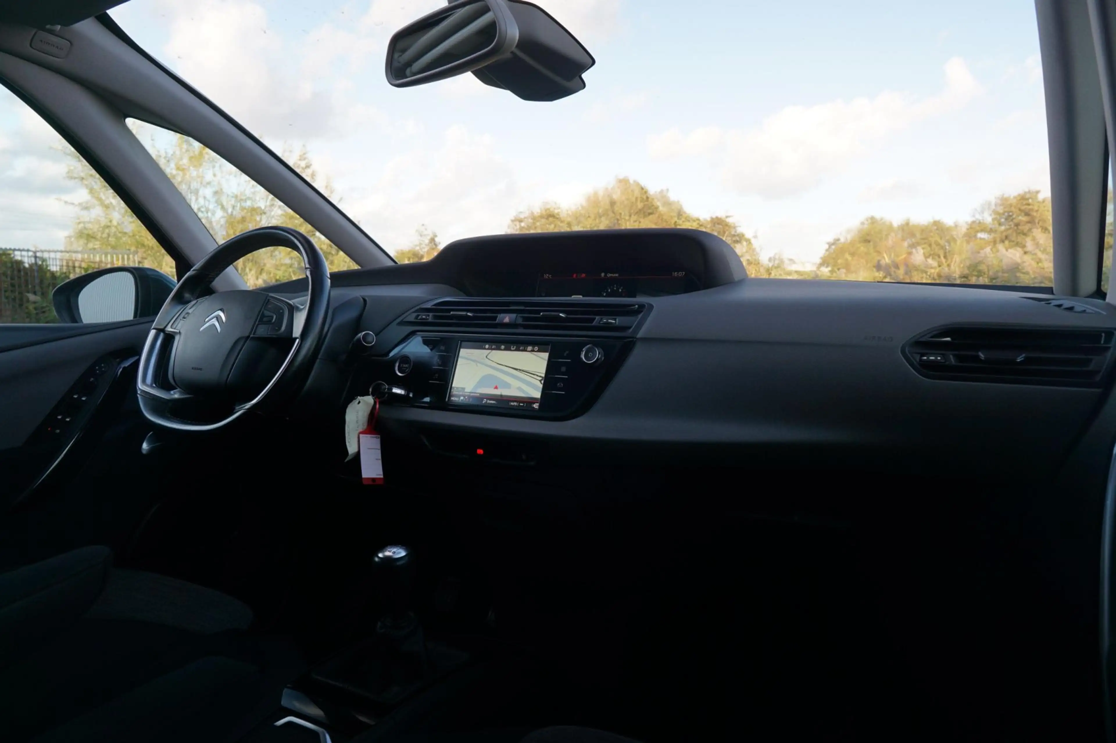 Citroen Grand C4 Picasso 1.2 PureTech 130pk 7persoons Business - Gris Shark — photo 18