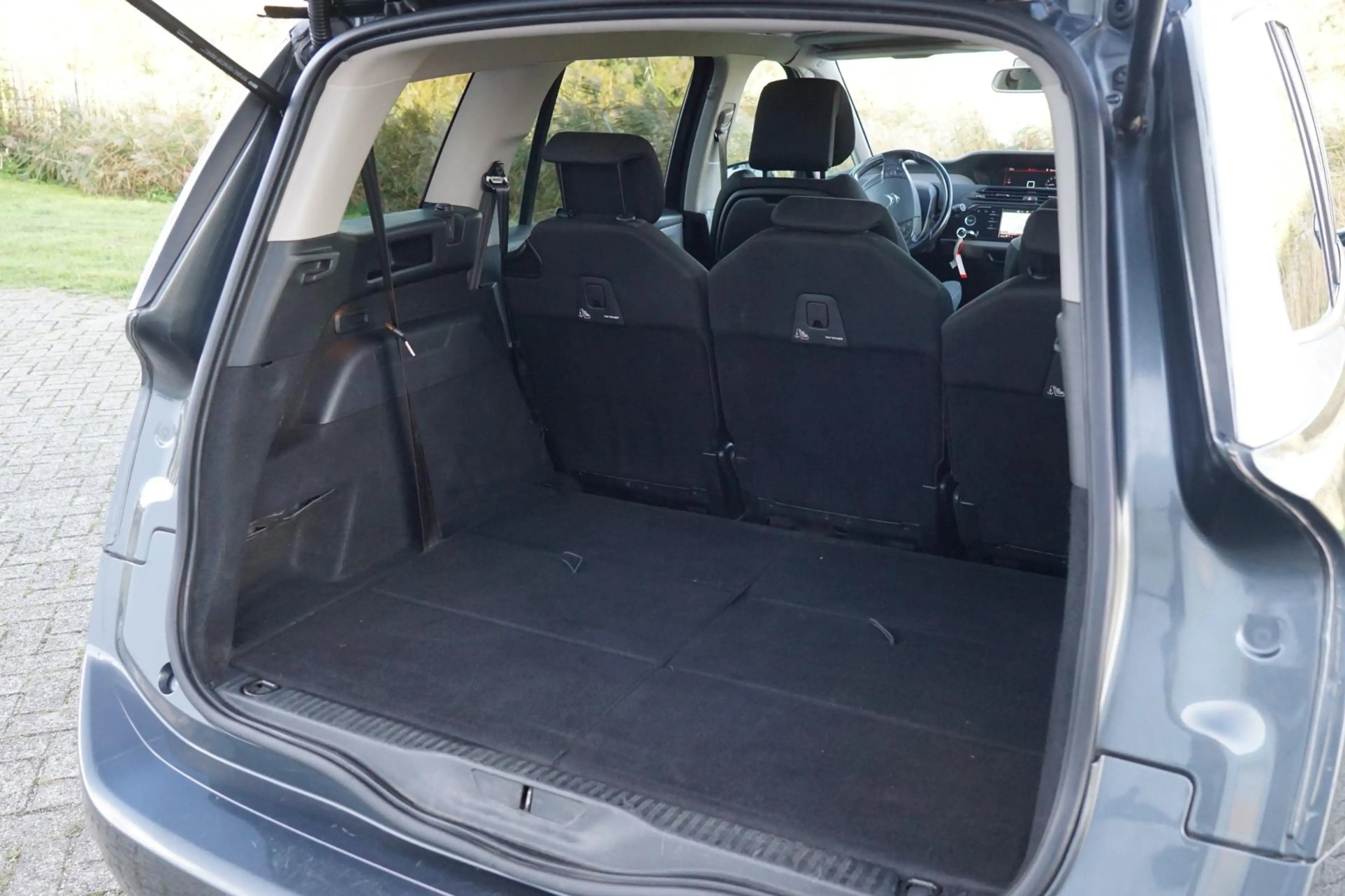 Citroen Grand C4 Picasso 1.2 PureTech 130pk 7persoons Business - Gris Shark — photo 9