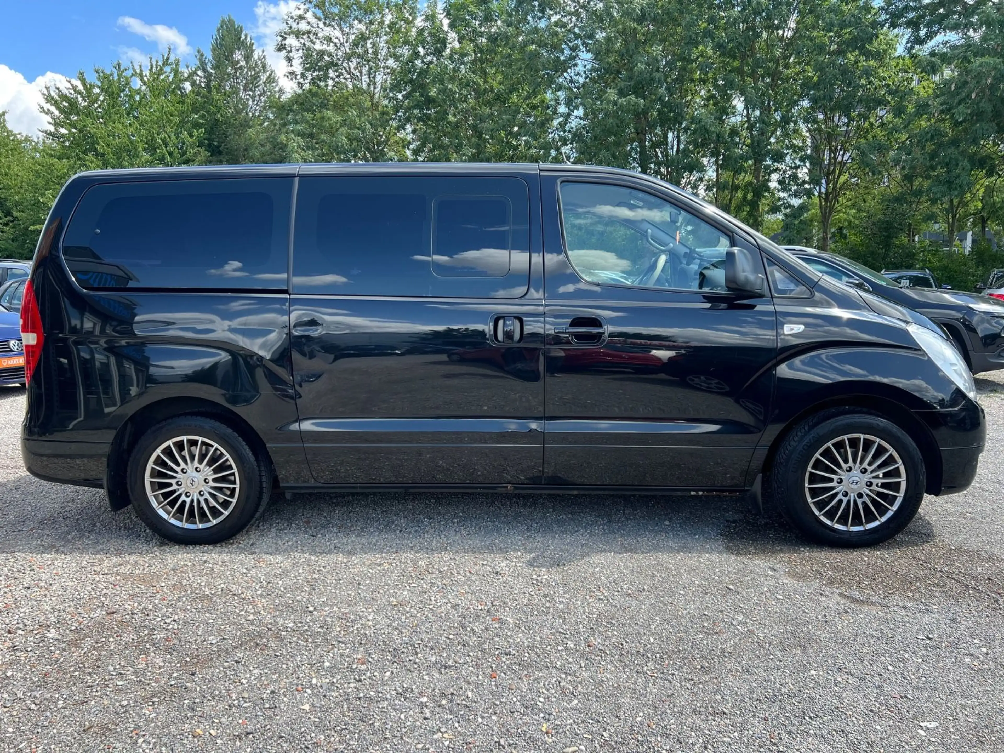 Hyundai H-1 Travel Premium-8 Sitzer-Automatik- TÜV 08.27 — photo 7