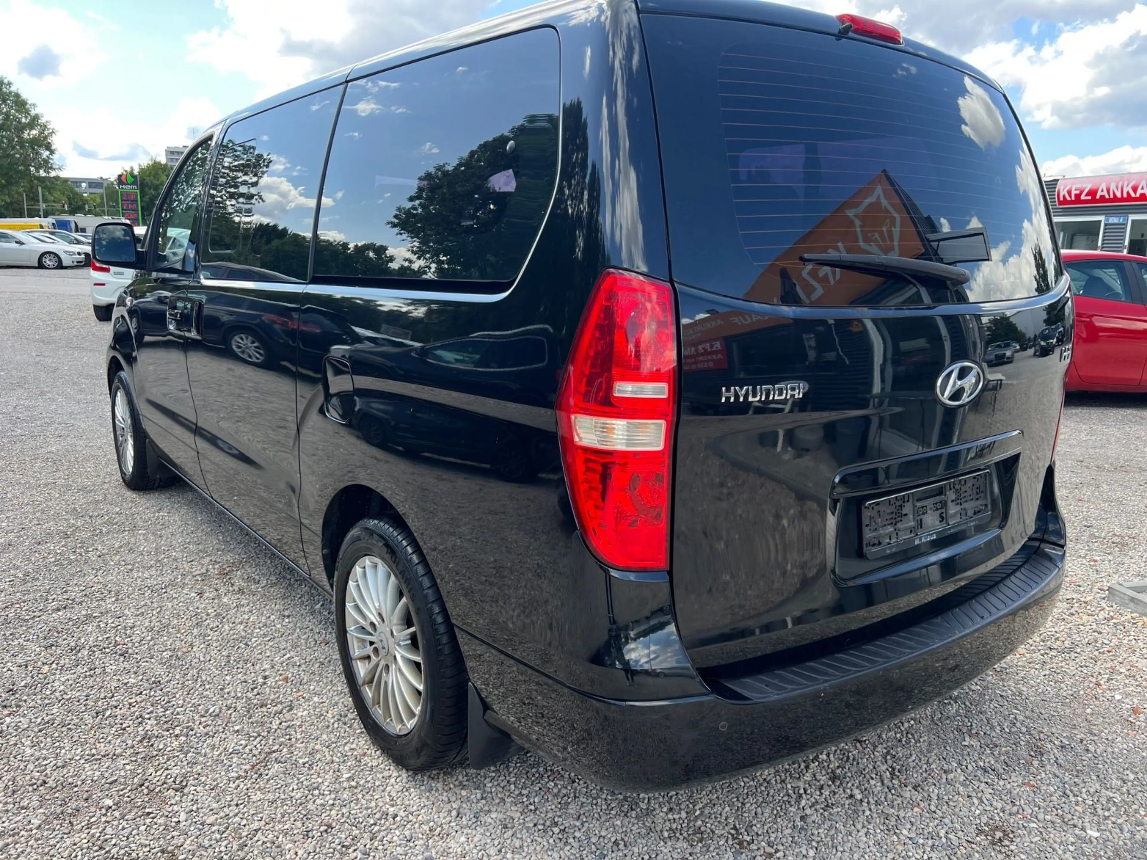 Hyundai H-1 Travel Premium-8 Sitzer-Automatik- TÜV 08.27 — photo 3