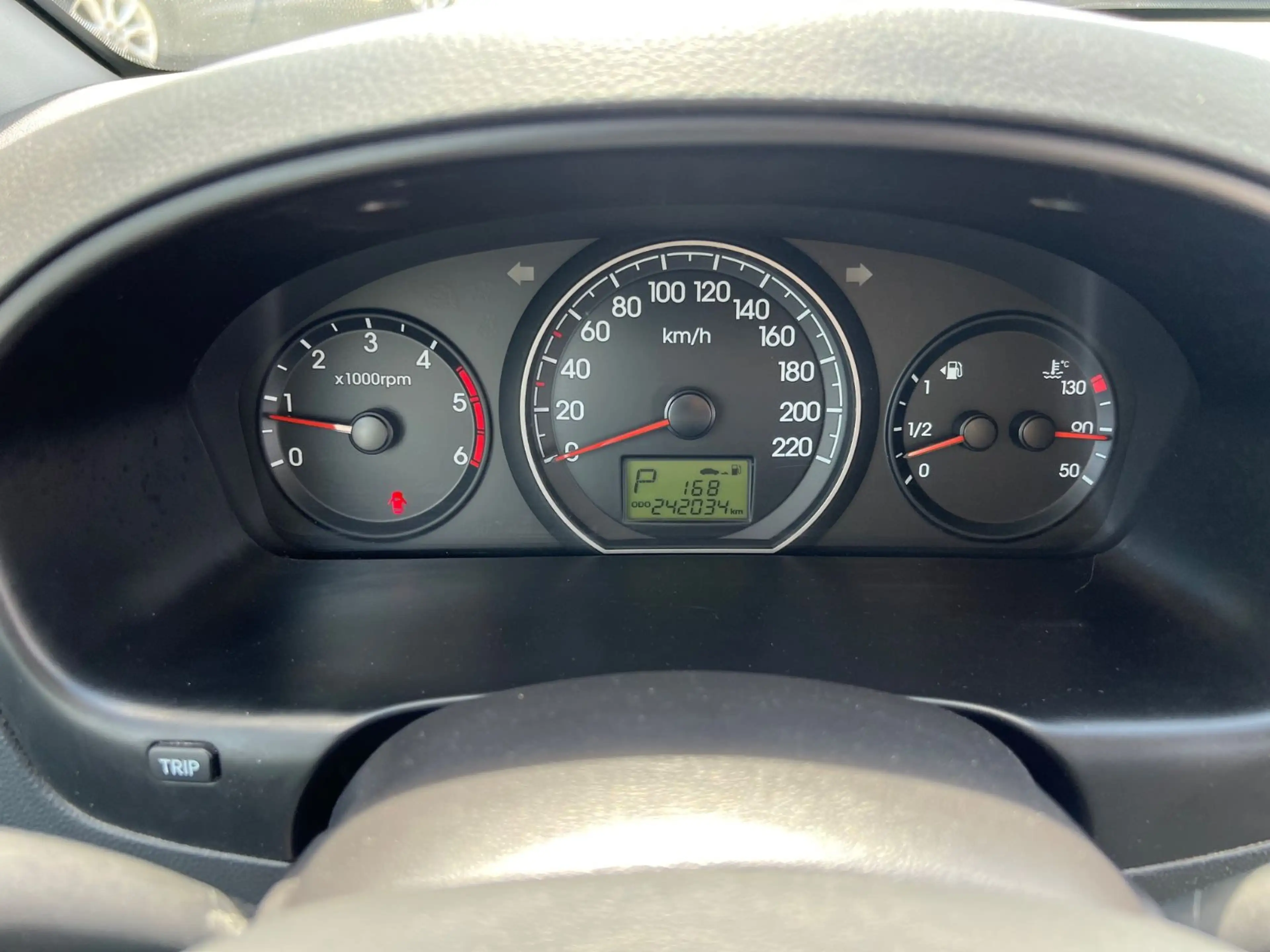 Hyundai H-1 Travel Premium-8 Sitzer-Automatik- TÜV 08.27 — photo 25