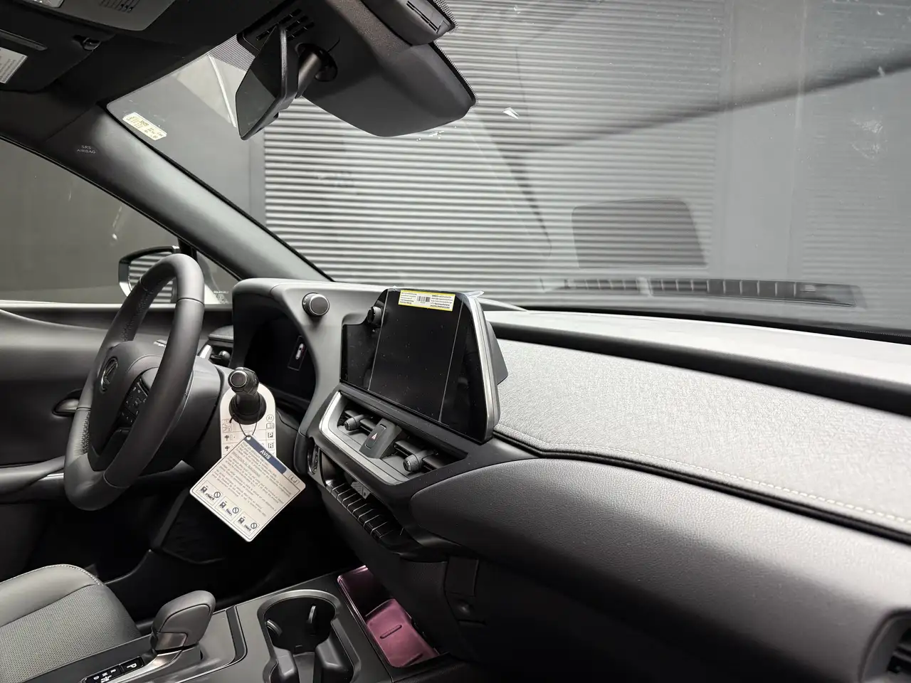 Lexus UX снимка Lexus UX