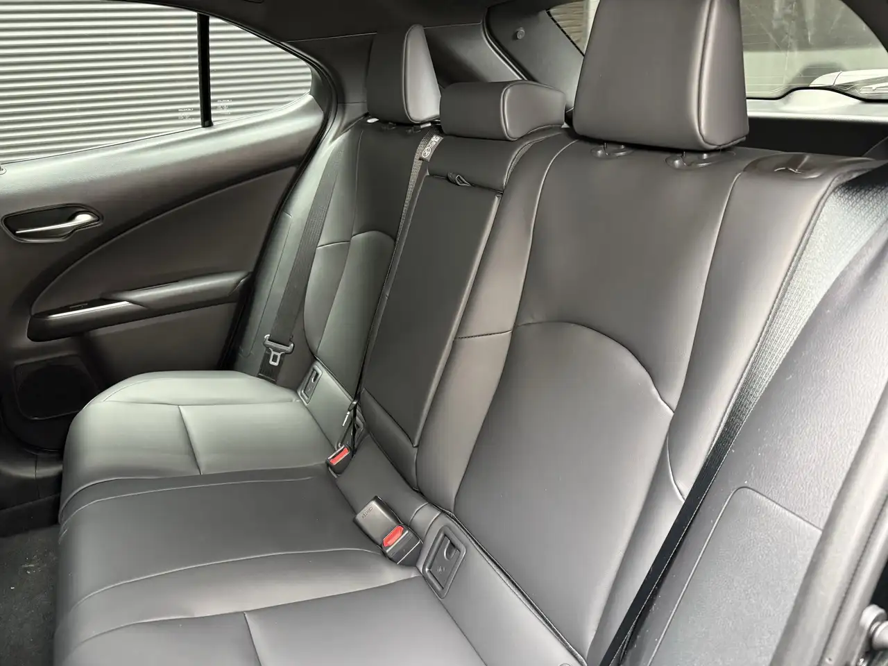 Lexus UX снимка Lexus UX