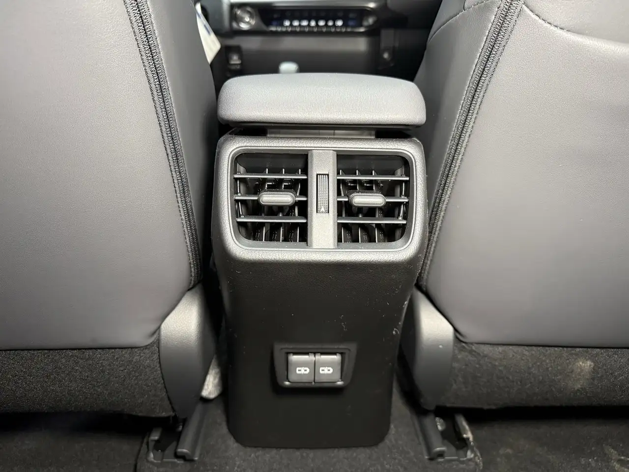 Lexus UX снимка Lexus UX