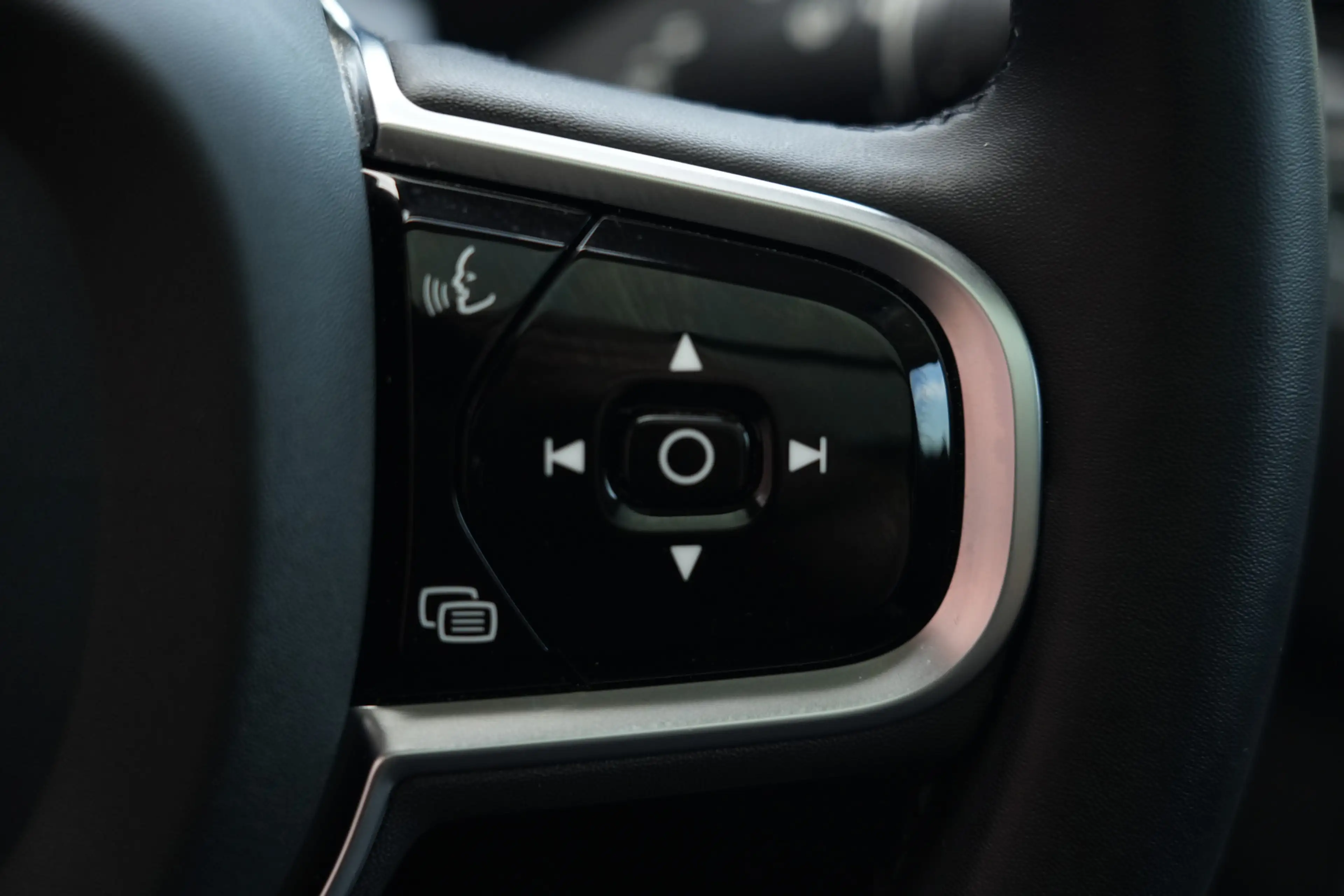 Volvo XC90 2.0 T8 Recharge AWD Plus Bright | 455 PK | Panoram — photo 25