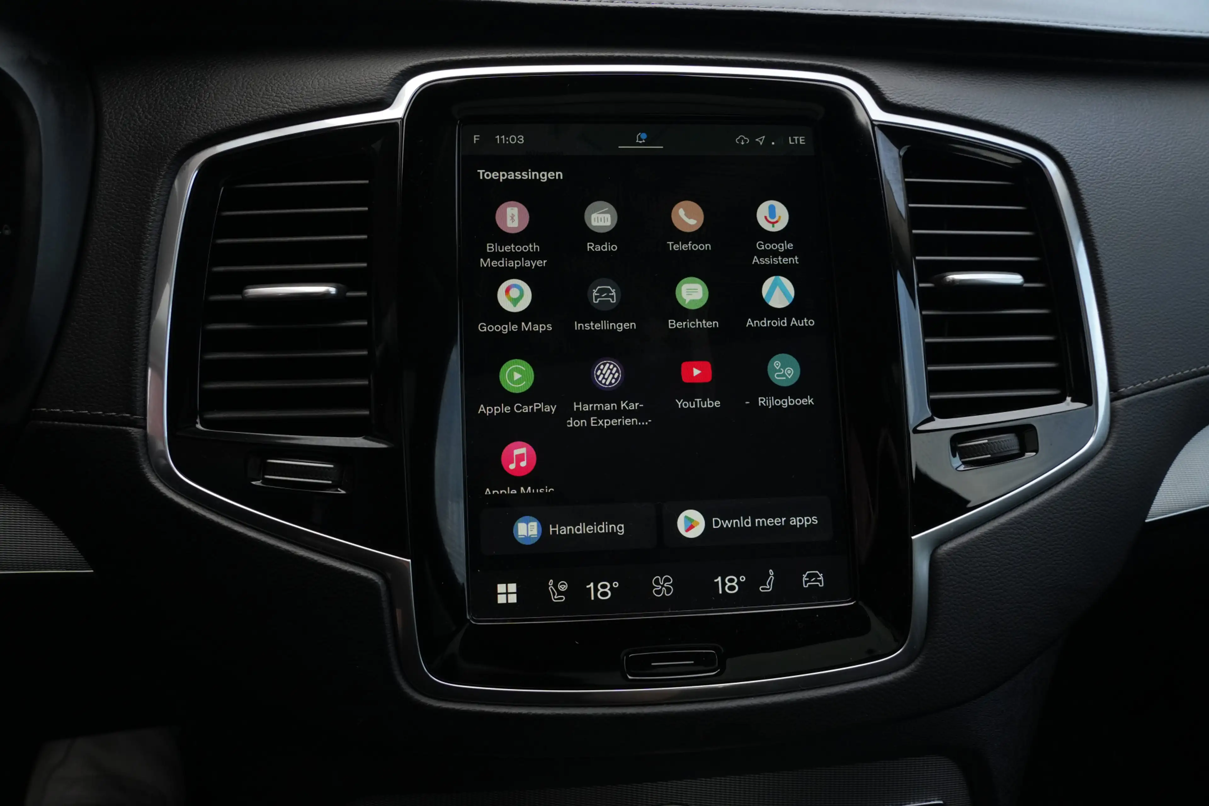 Volvo XC90 2.0 T8 Recharge AWD Plus Bright | 455 PK | Panoram — photo 15
