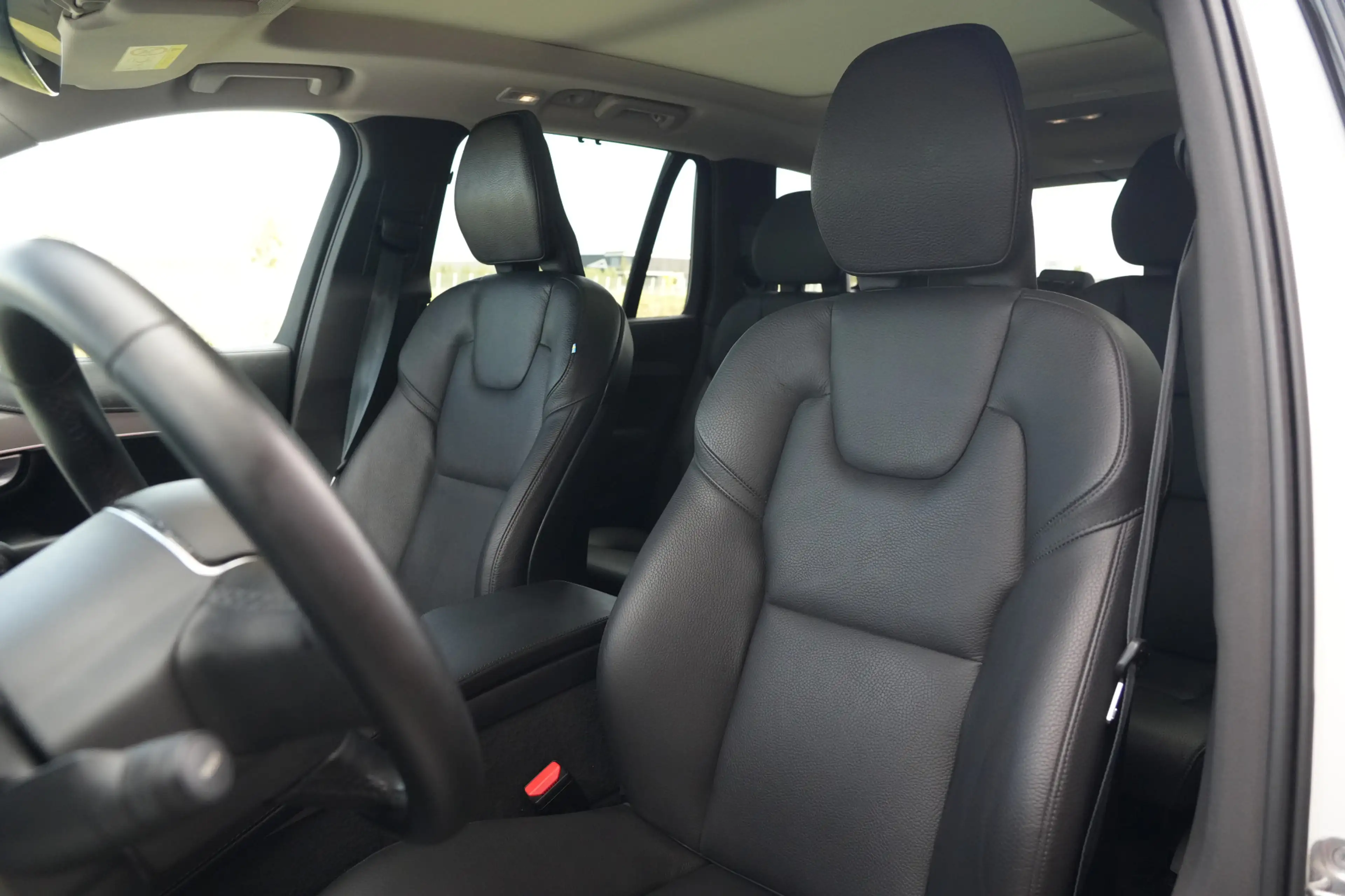 Volvo XC90 2.0 T8 Recharge AWD Plus Bright | 455 PK | Panoram — photo 4