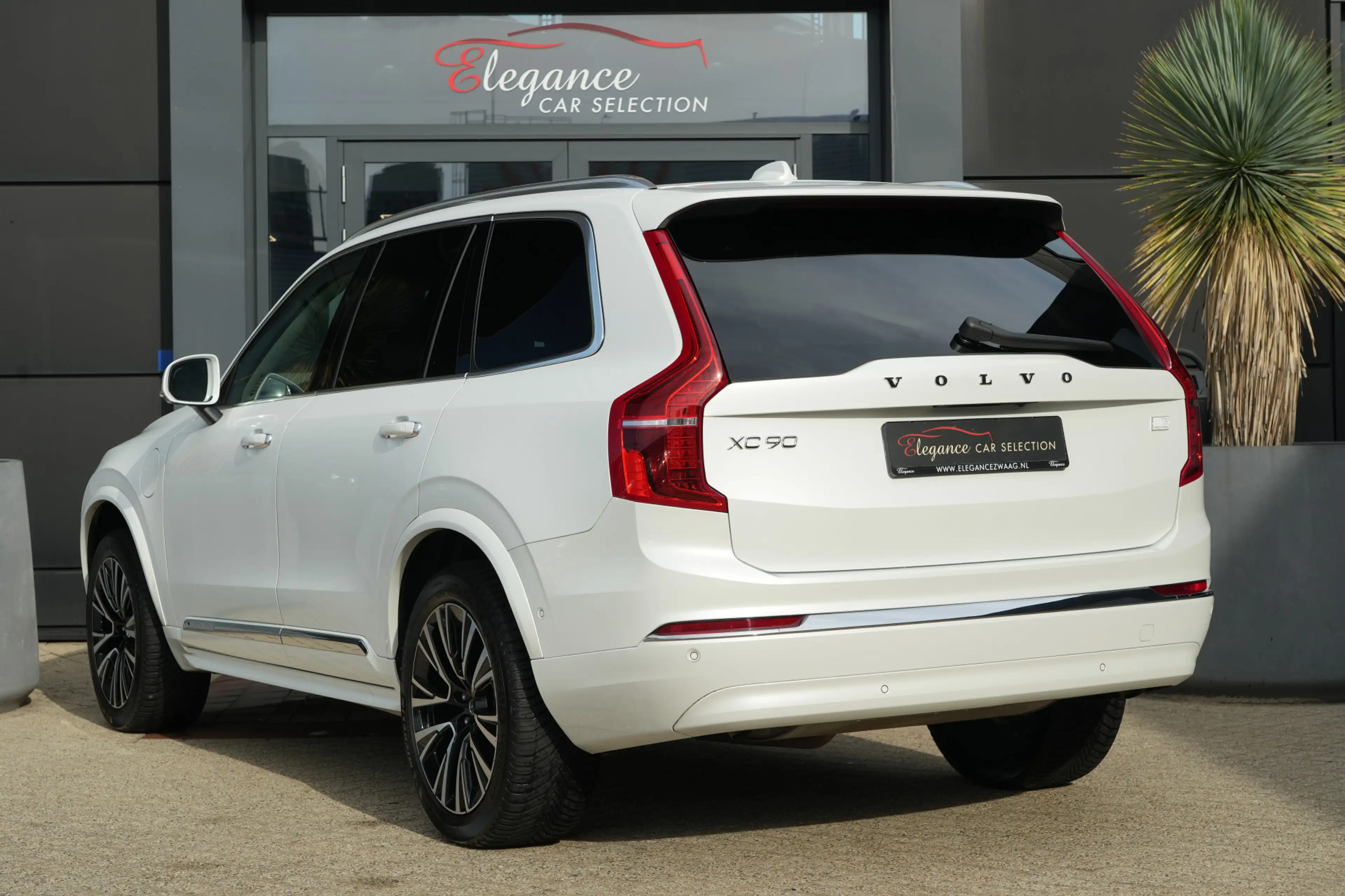 Volvo XC90 2.0 T8 Recharge AWD Plus Bright | 455 PK | Panoram — photo 7