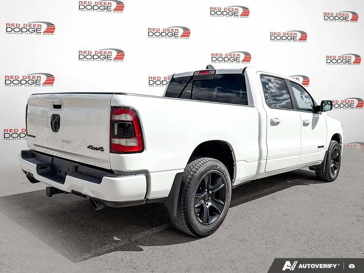 RAM 1500 снимка RAM 1500