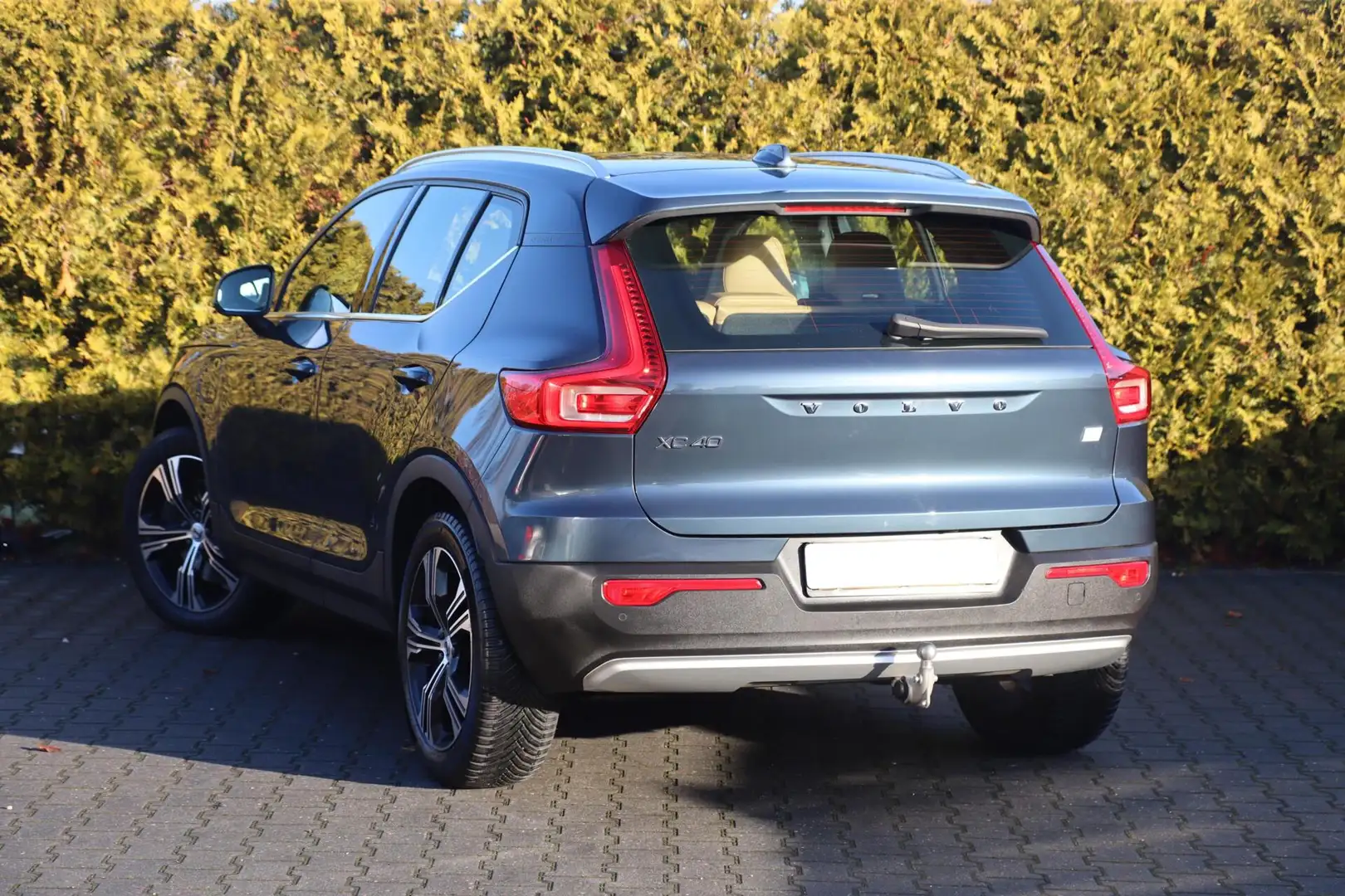 Volvo XC40 1.5 T5 Recharge Inscription 262 Pk ACC | Carplay | Bleu - 2