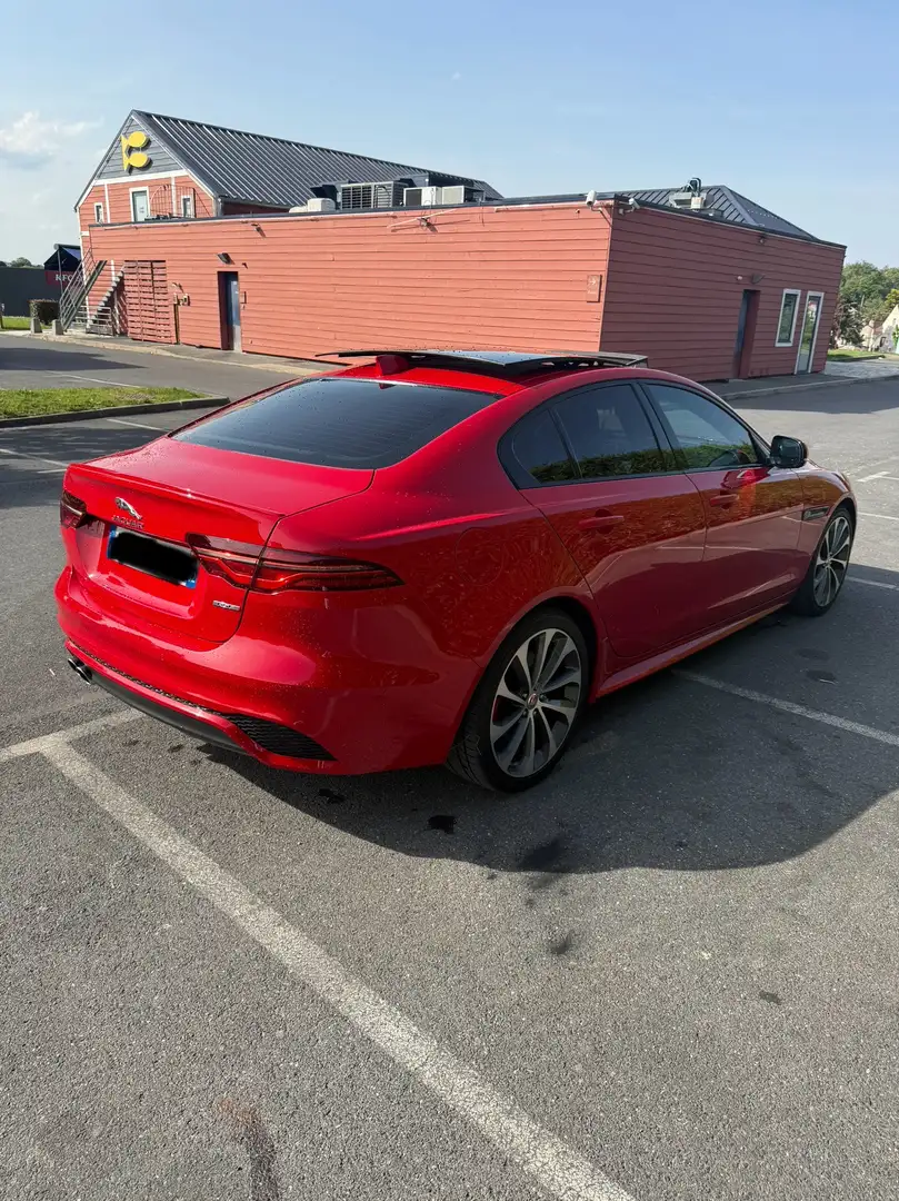 Jaguar XE 2.0 D - 180 ch BVA R-Sport - 2