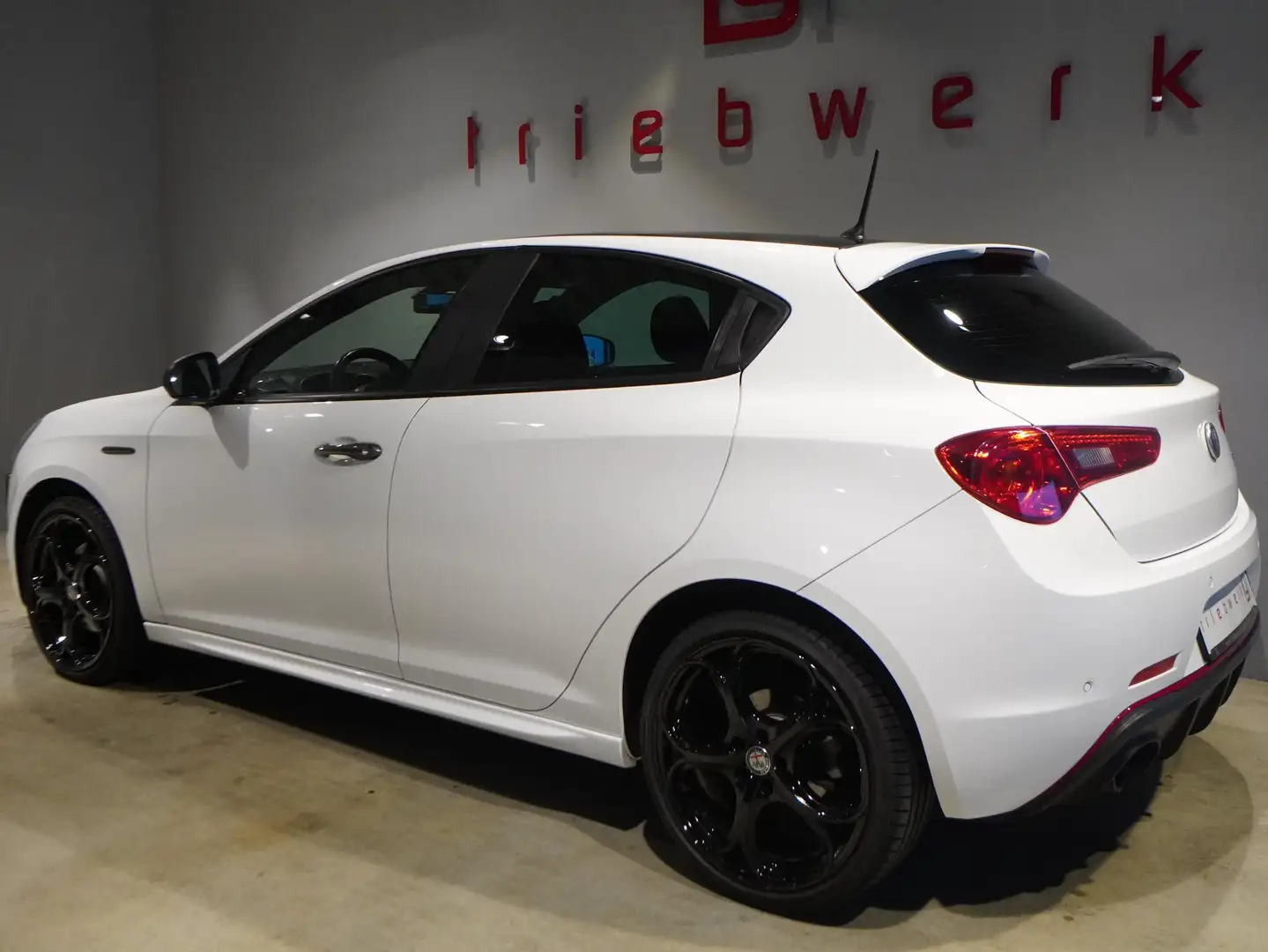 Alfa Romeo Giulietta Super 1.4 TB 16V MultiAir*Panorama*Automatik* Blanco - 2
