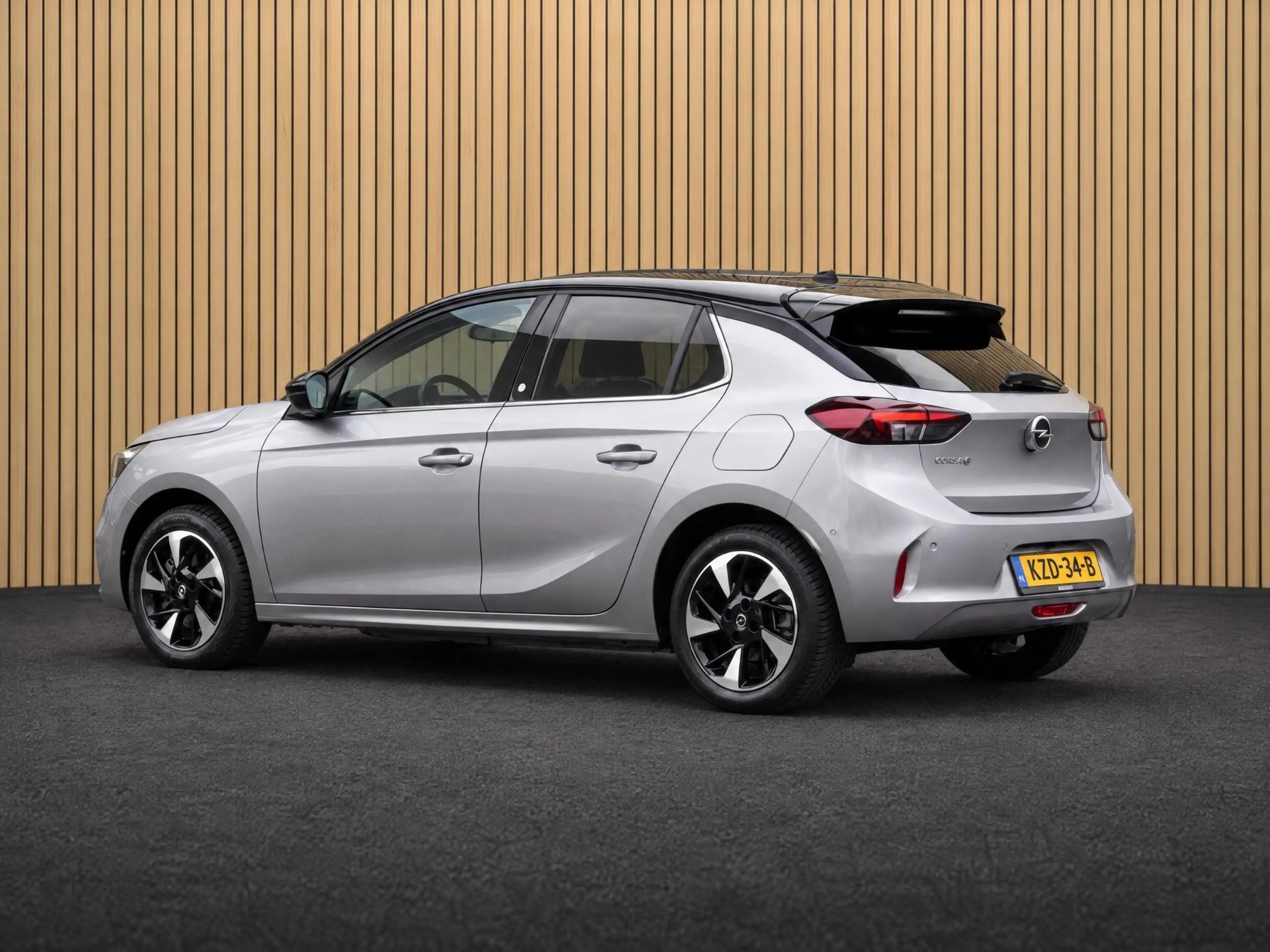 Opel Corsa-e Elegance 50 kWh | Apple Carplay / Panoramadak / Ca — photo 2