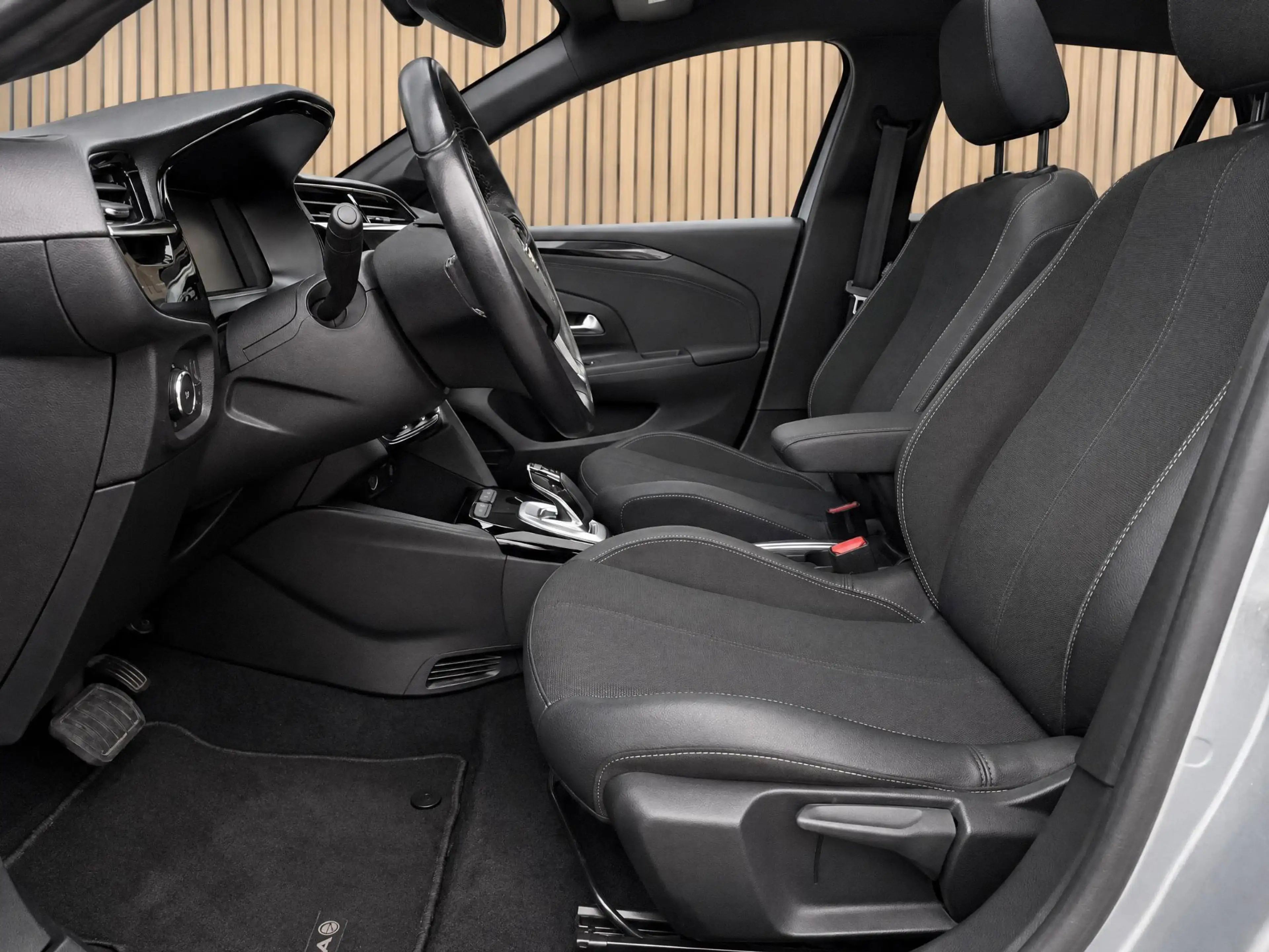 Opel Corsa-e Elegance 50 kWh | Apple Carplay / Panoramadak / Ca — photo 14