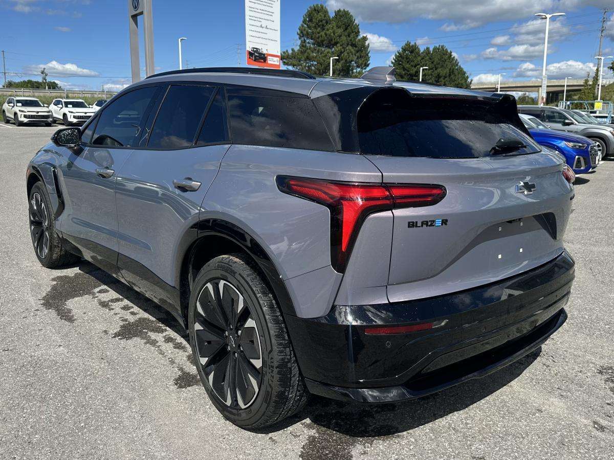 2025 Chevrolet Blazer RS AWD — photo 1