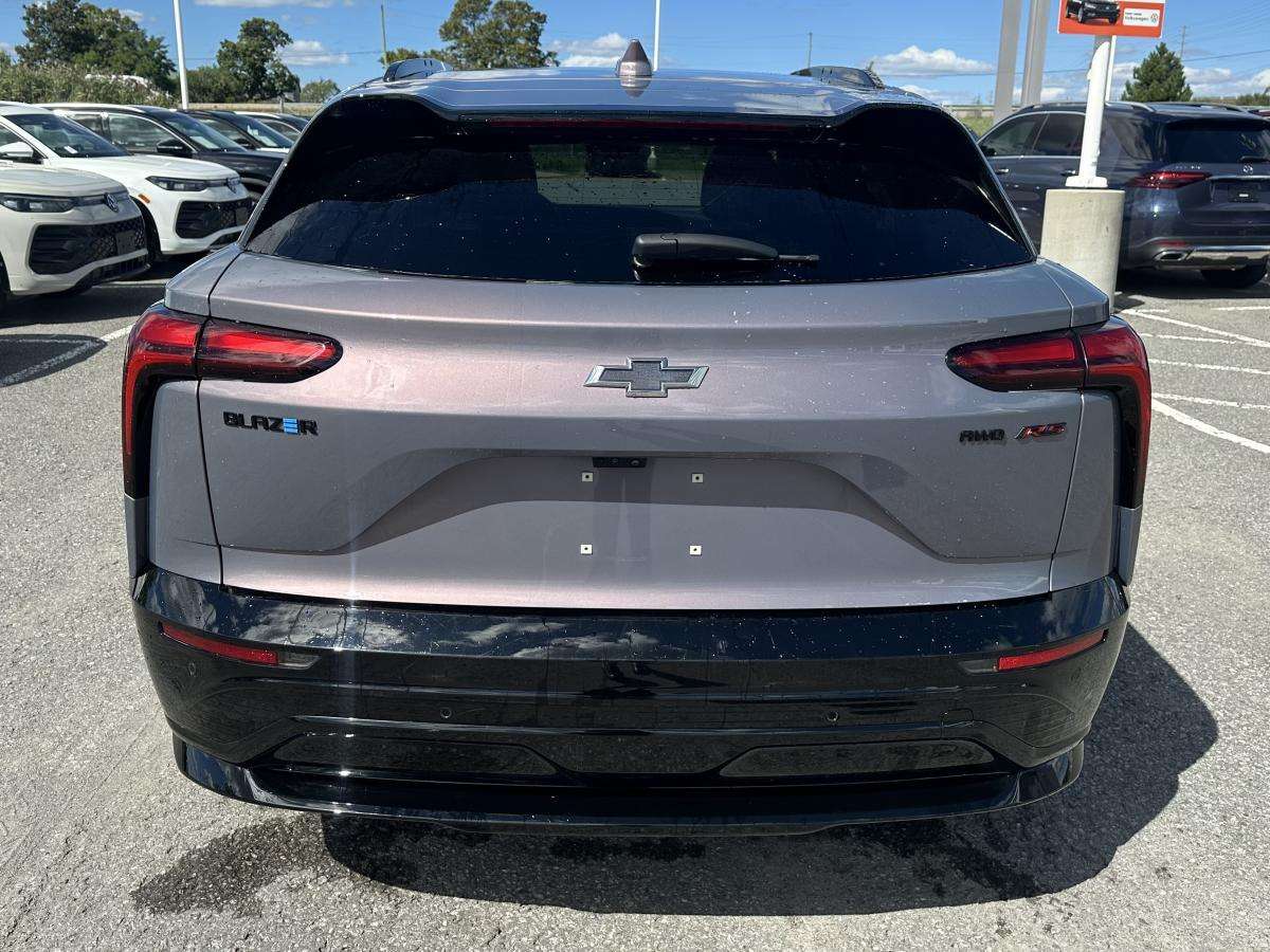 2025 Chevrolet Blazer RS AWD — photo 1