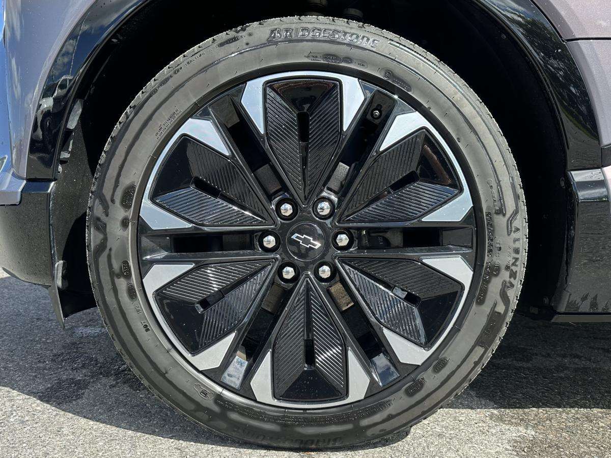 2025 Chevrolet Blazer RS AWD — photo 1
