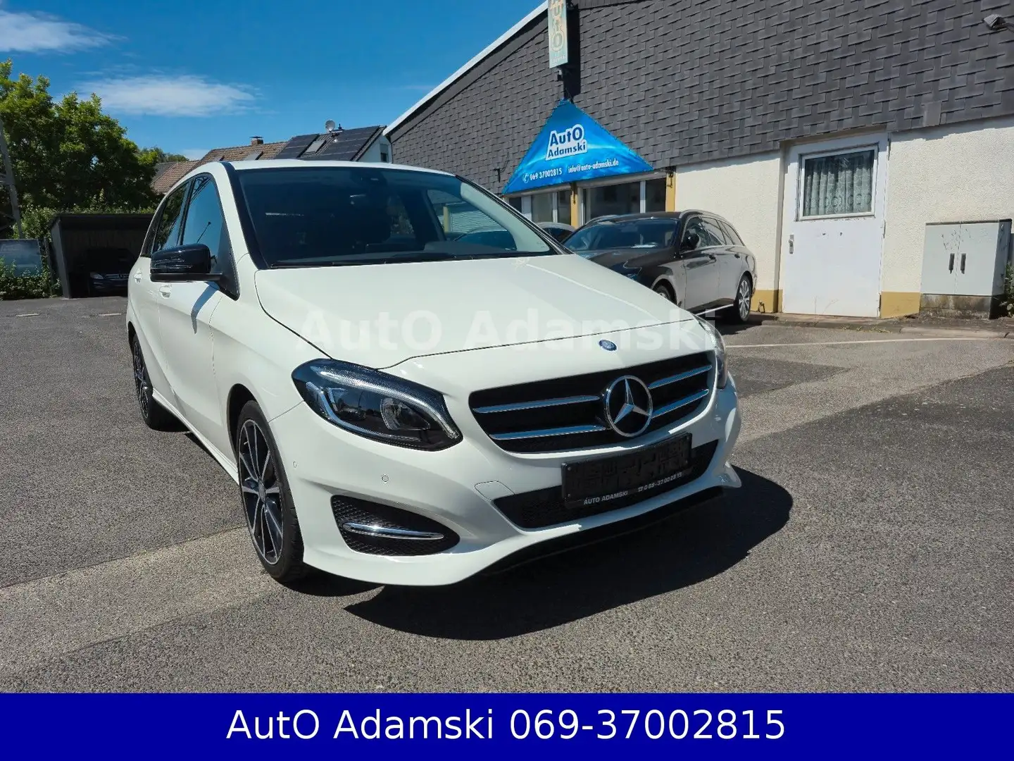 Mercedes-Benz B 180 7G-DCT 1.Hand STDHZG LED Navi 34tkm AHK Bianco - 1