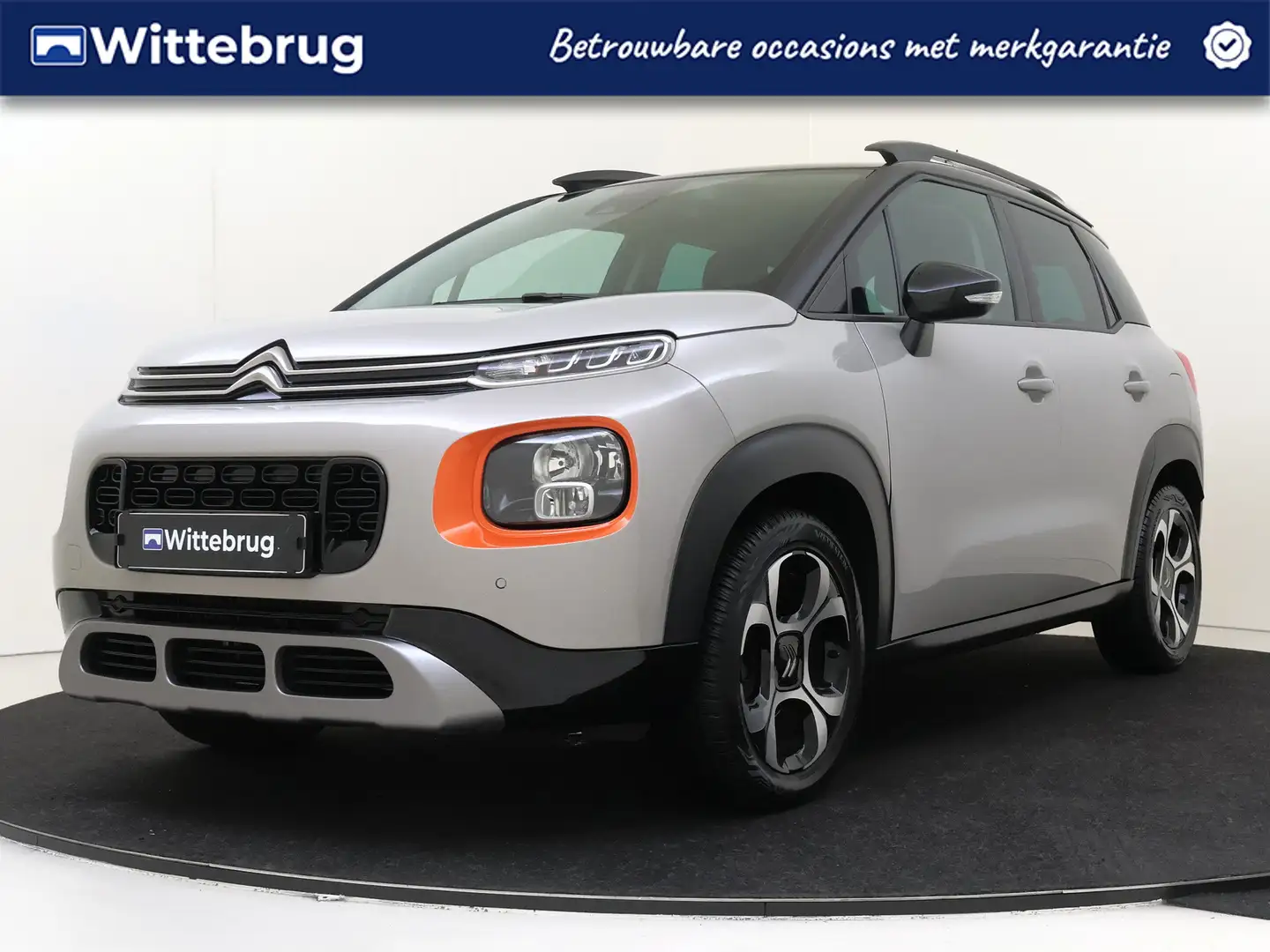 Citroen C3 Aircross 1.2 PureTech S&S Shine | Navigatie | Climate Contr Grau - 1