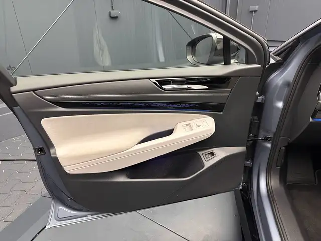 Volkswagen Id.7 view 13