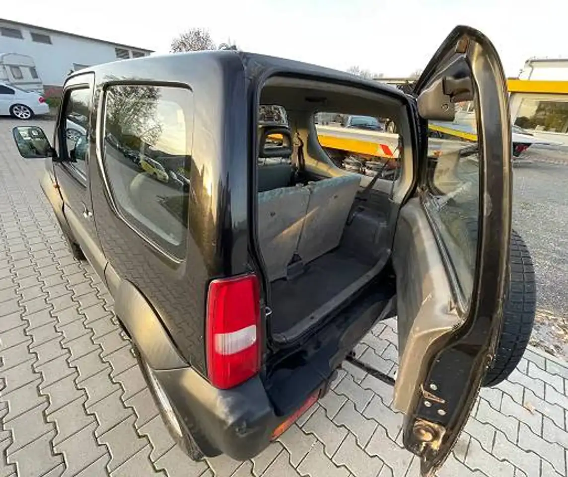 Suzuki Jimny 1.3i 16v JLX, foto 7