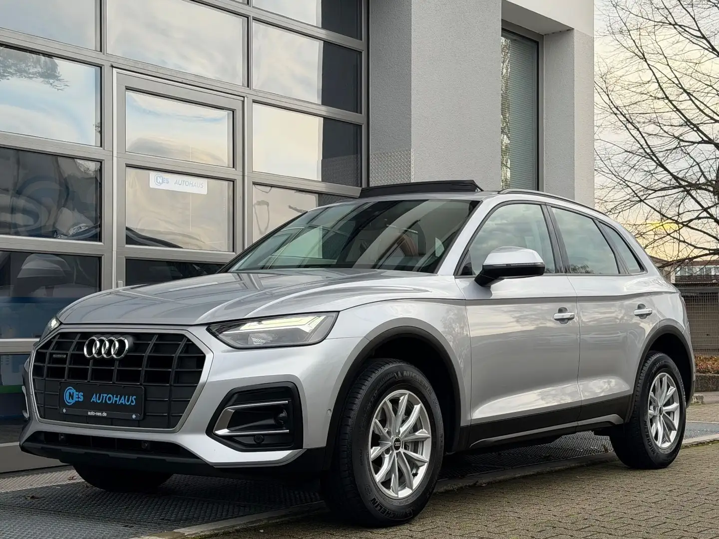 Audi Q5 40 TDI QUATTRO*LEDER*PANORAMA*LED*WINTERRÄDER Argent - 1