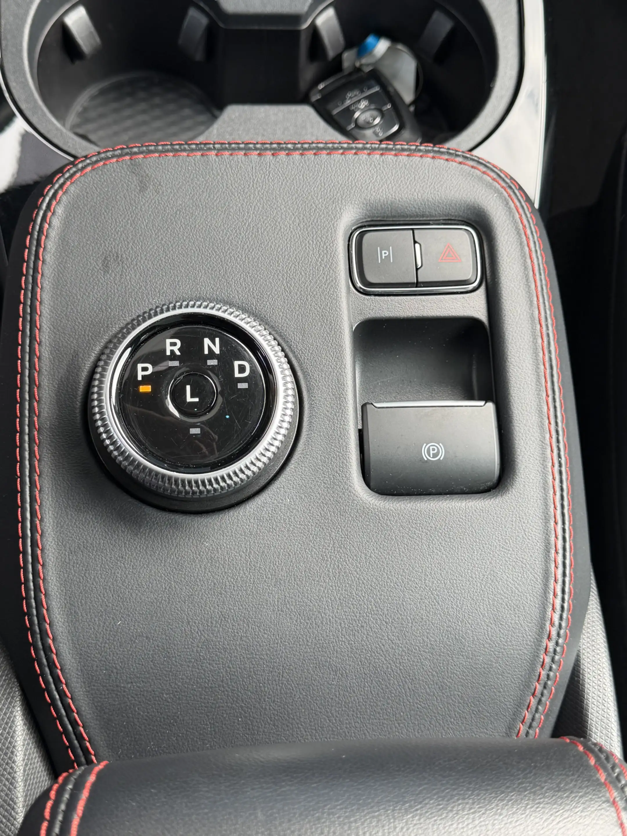 Ford Mustang Mach-E AWD 75 kWh Panoramadak / Trekhaak / SOH 95% — photo 23