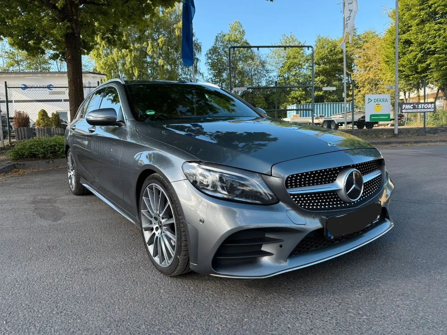 Mercedes-Benz C 300 d*T-Modell*8Fach*ServiceVoll*Tüv09/2026* Grau - 1