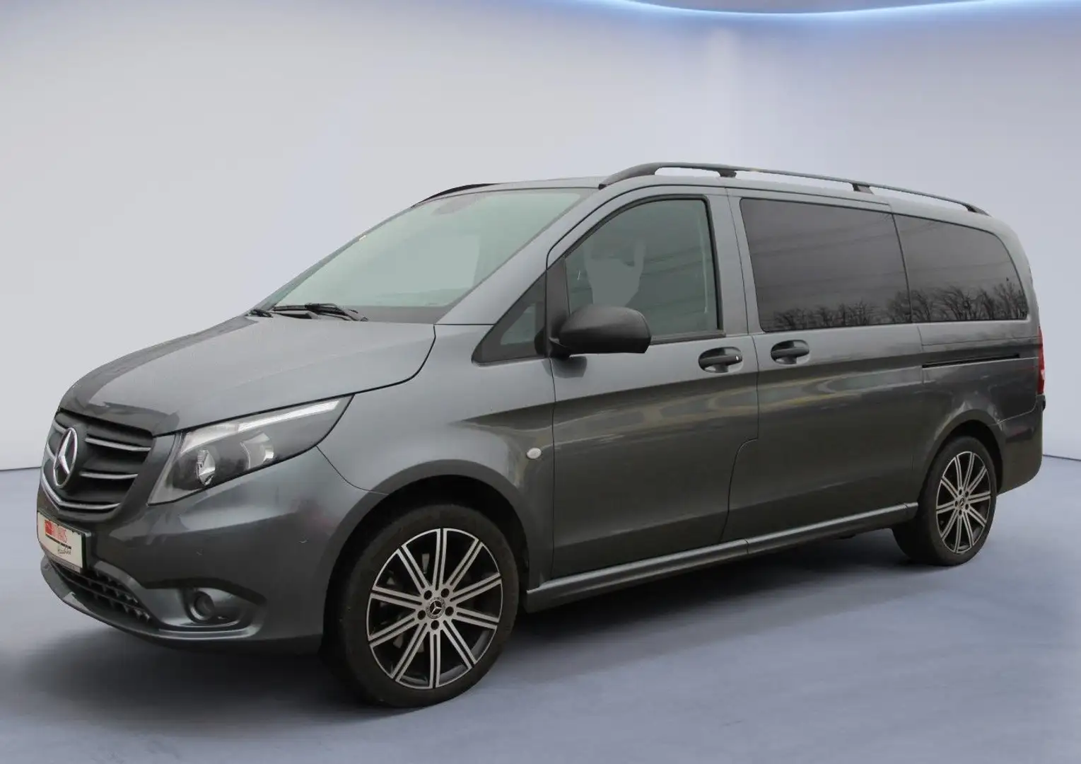 Mercedes-Benz Vito Tourer 119d Edition 4x4 lang/Standh/8-Sitze Gris - 1