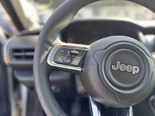 Jeep Avenger view 13