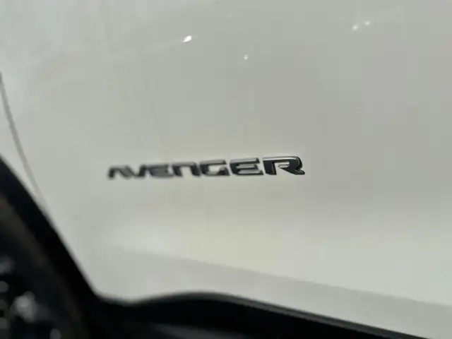 Jeep Avenger view 2