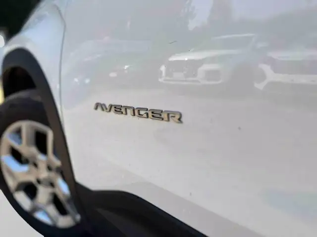 Jeep Avenger view 6