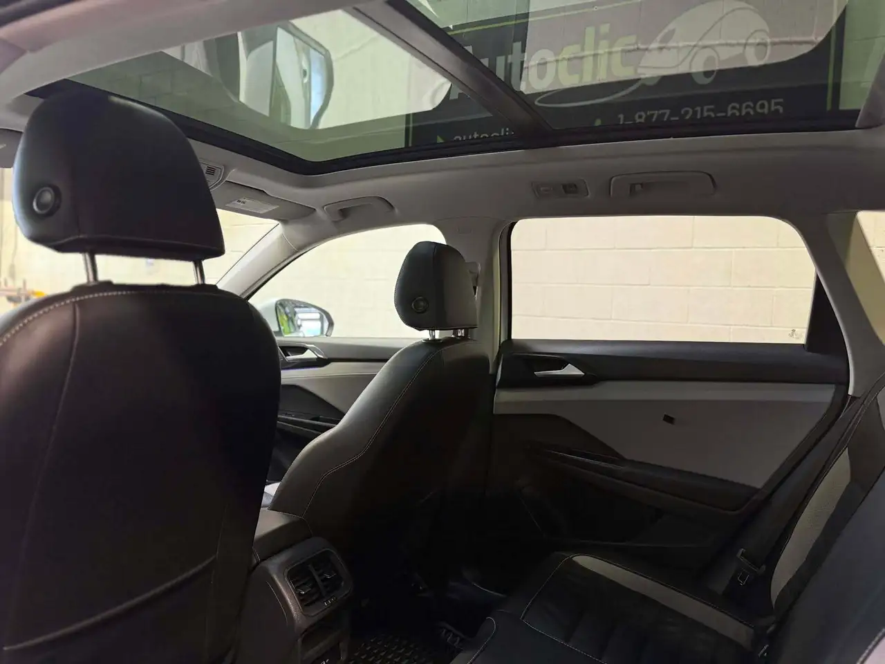 Volkswagen Taos снимка Volkswagen Taos