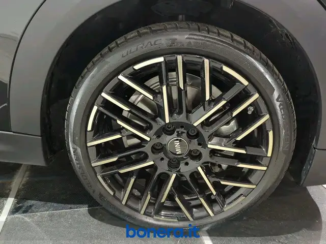 Mini Cooper Cooper view 7