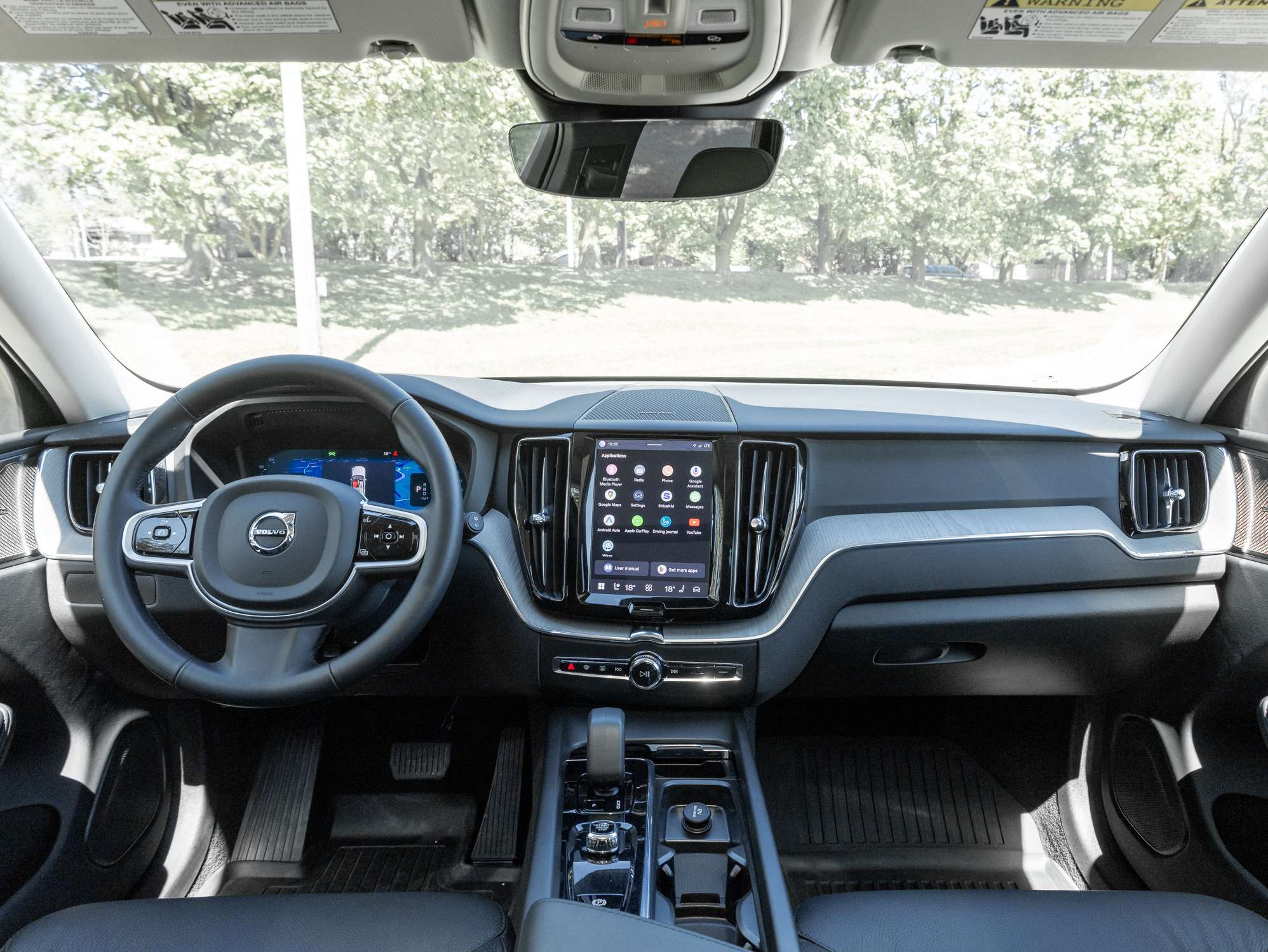 2025 Volvo XC60 B5 AWD Plus Dark Theme thumb 26
