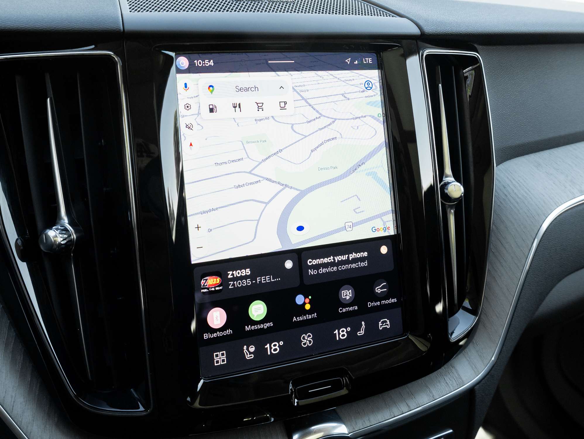 2025 Volvo XC60 B5 AWD Plus Dark Theme thumb 12