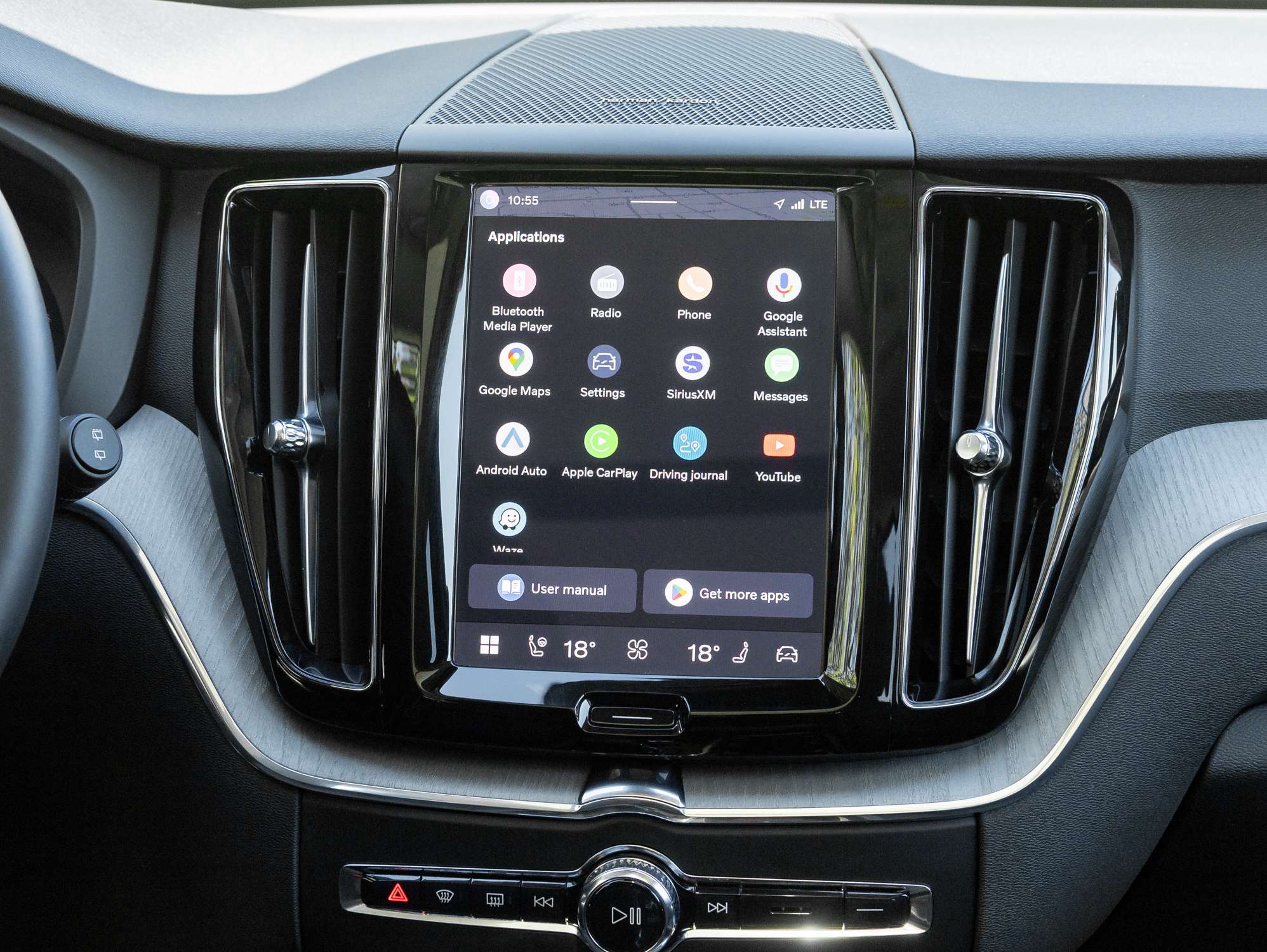 2025 Volvo XC60 B5 AWD Plus Dark Theme thumb 27