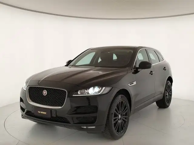 Jaguar F-Pace 2.0d i4 Prestige awd 180cv auto - IVA ESPOSTA