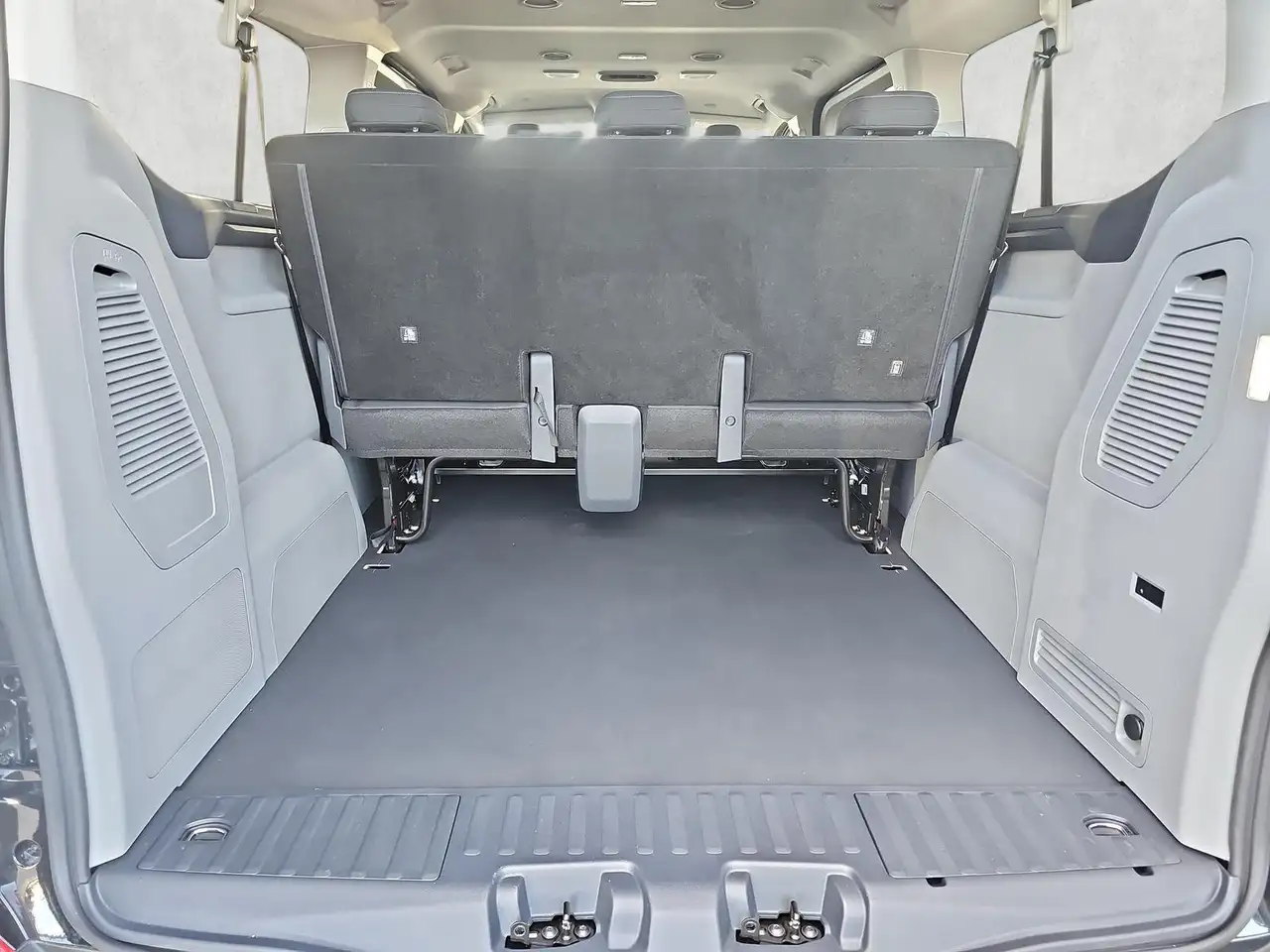 Ford Transit Custom 2026 — фото 14