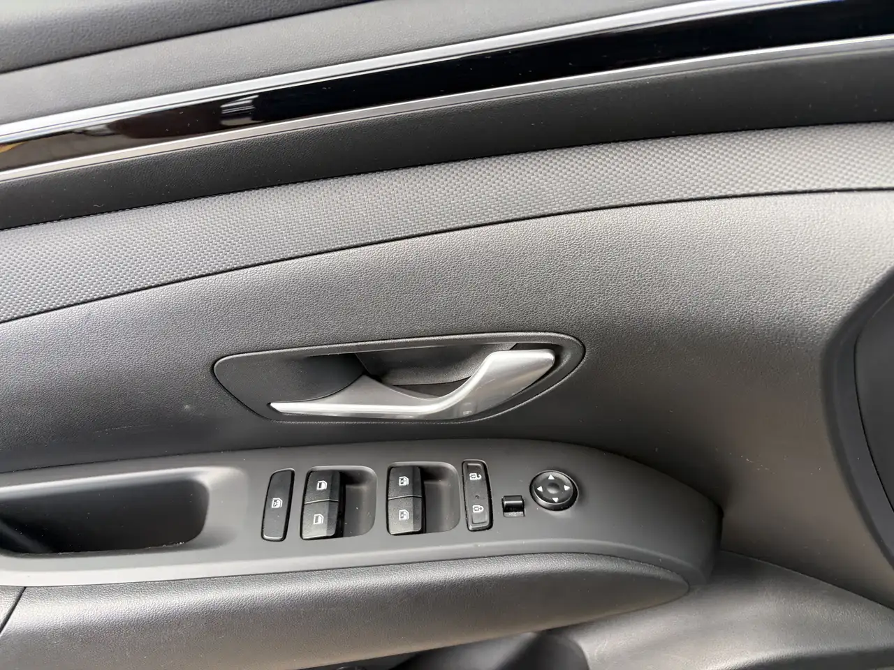 Hyundai TUCSON снимка Hyundai TUCSON