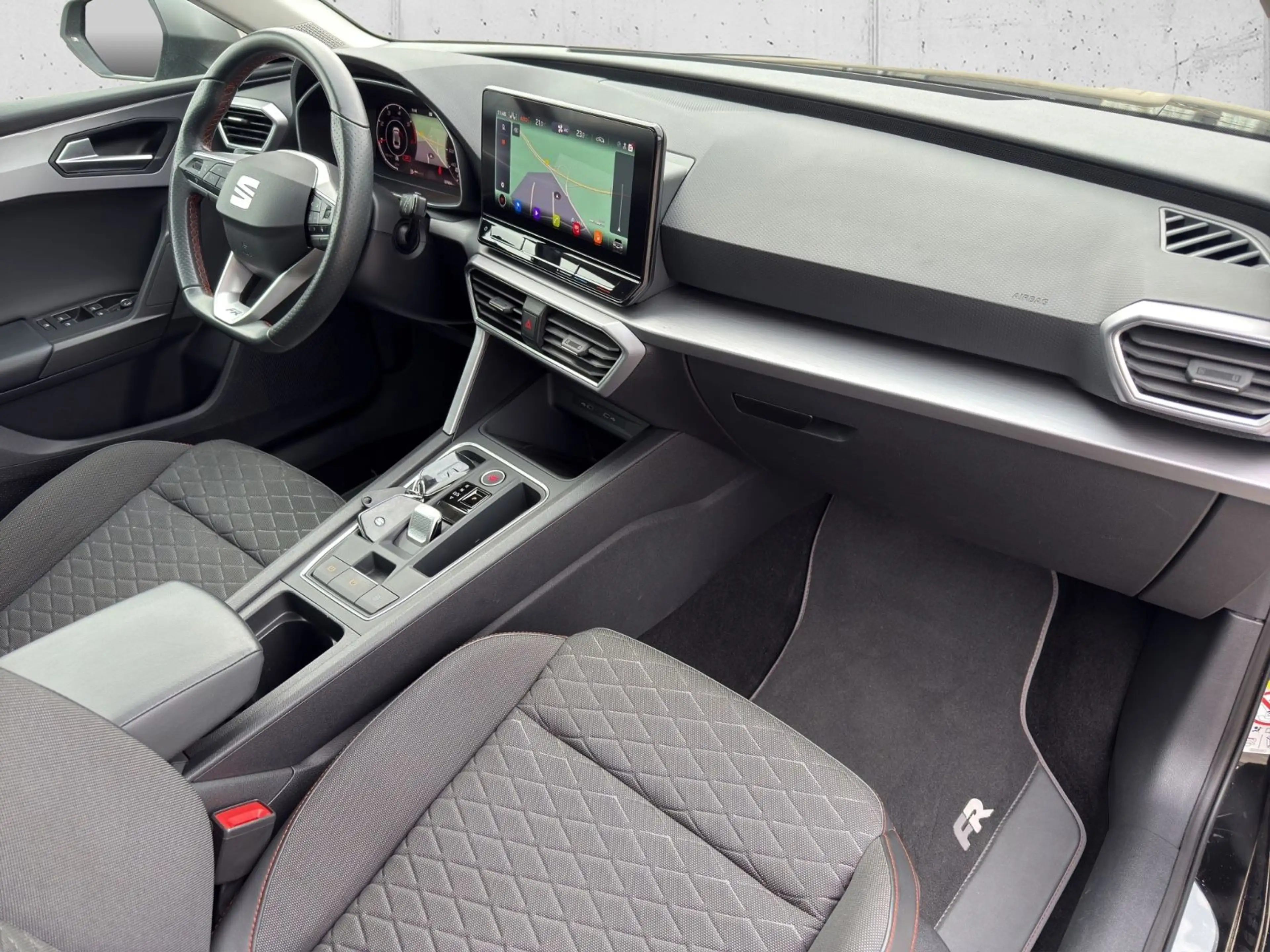 SEAT Leon 2.0 FR-Line LED Pano. VIRTUAL ACC Garantie — photo 7