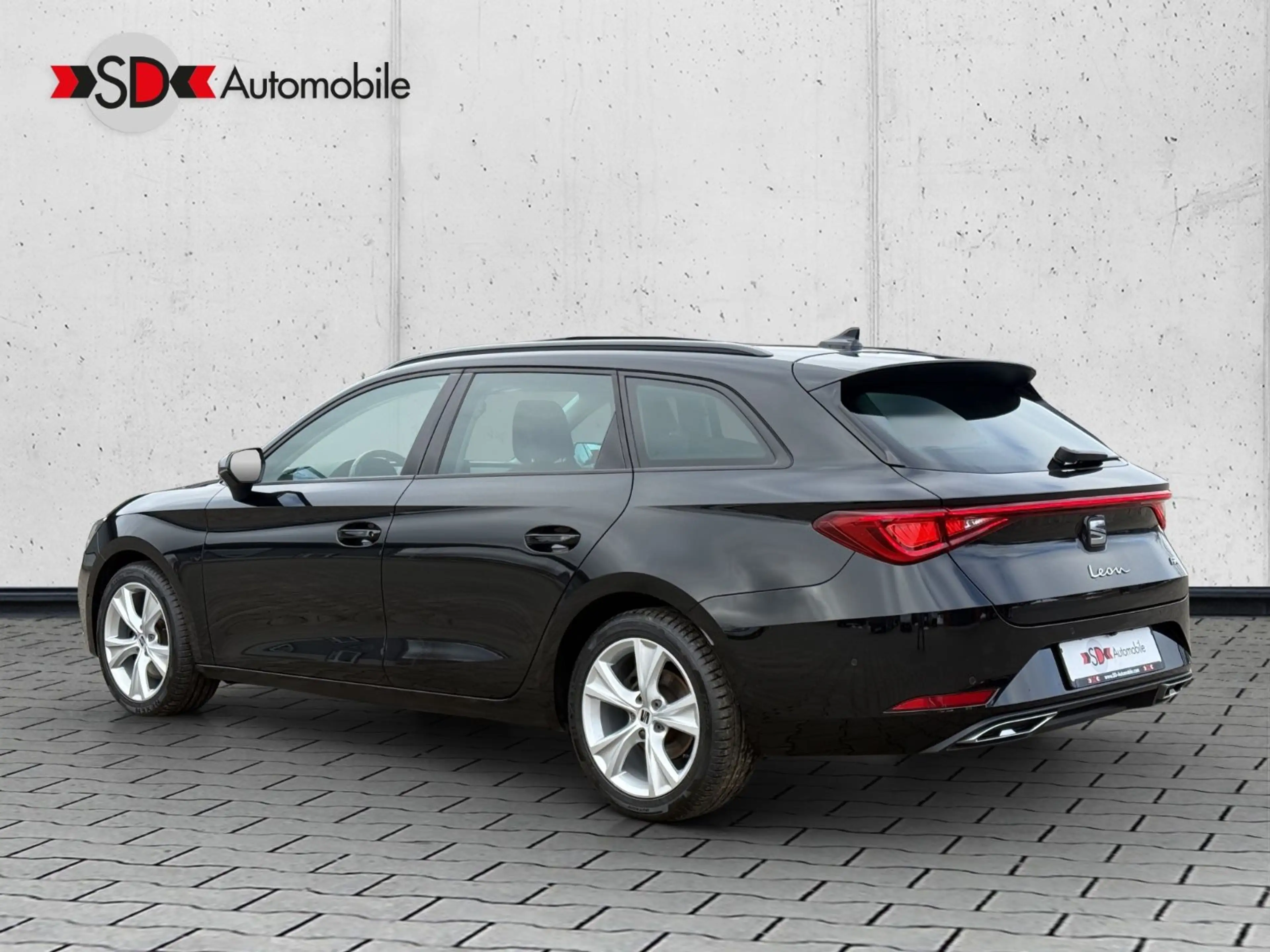 SEAT Leon 2.0 FR-Line LED Pano. VIRTUAL ACC Garantie — photo 3