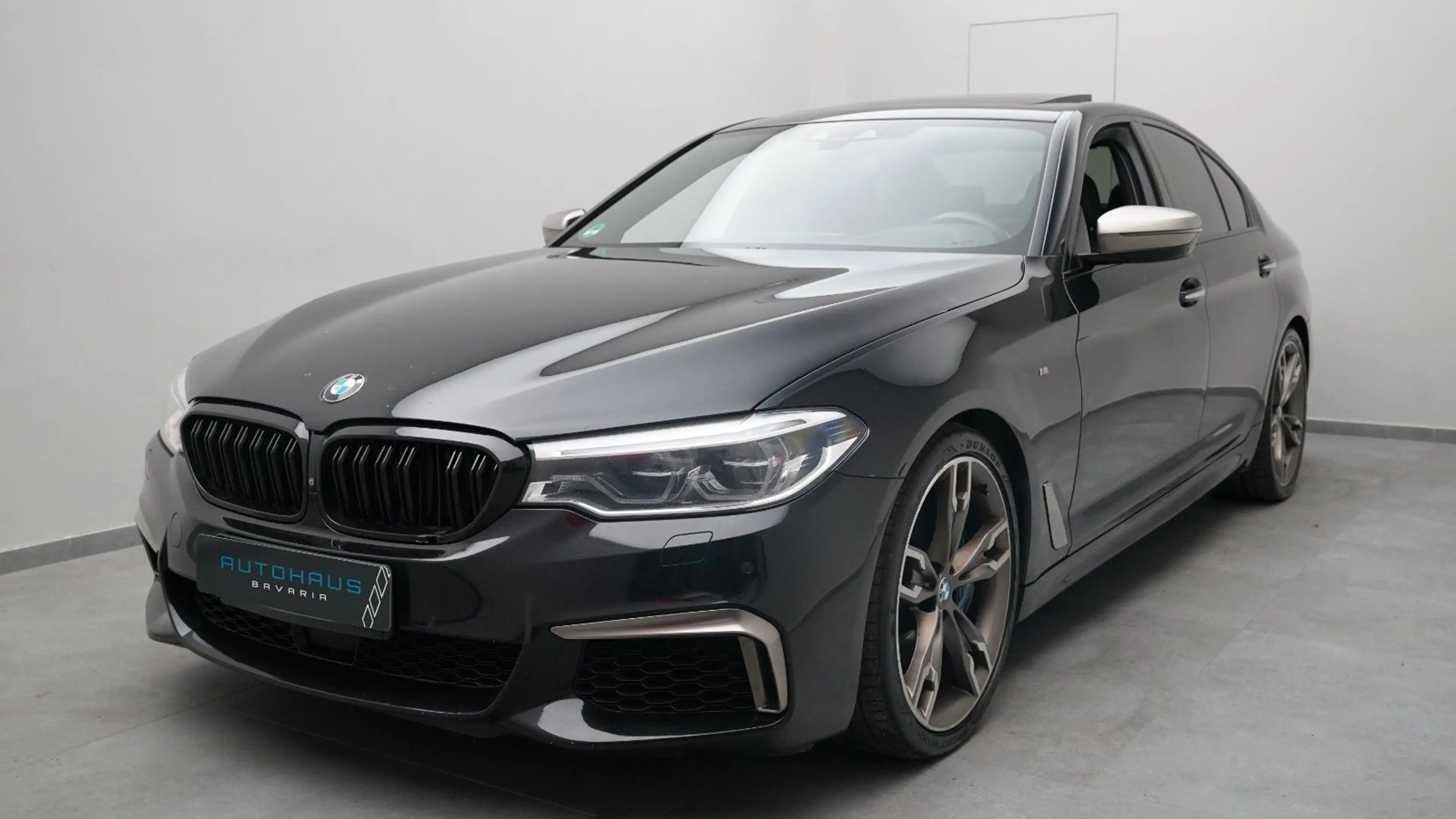 BMW 550 i xDrive Limousine *ACC*HARMAN*360°* — photo 2
