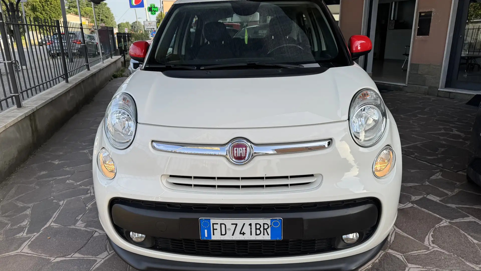Fiat 500L 1.3 mjt Lounge 95cv dualogic PARI A NUOVO - 1