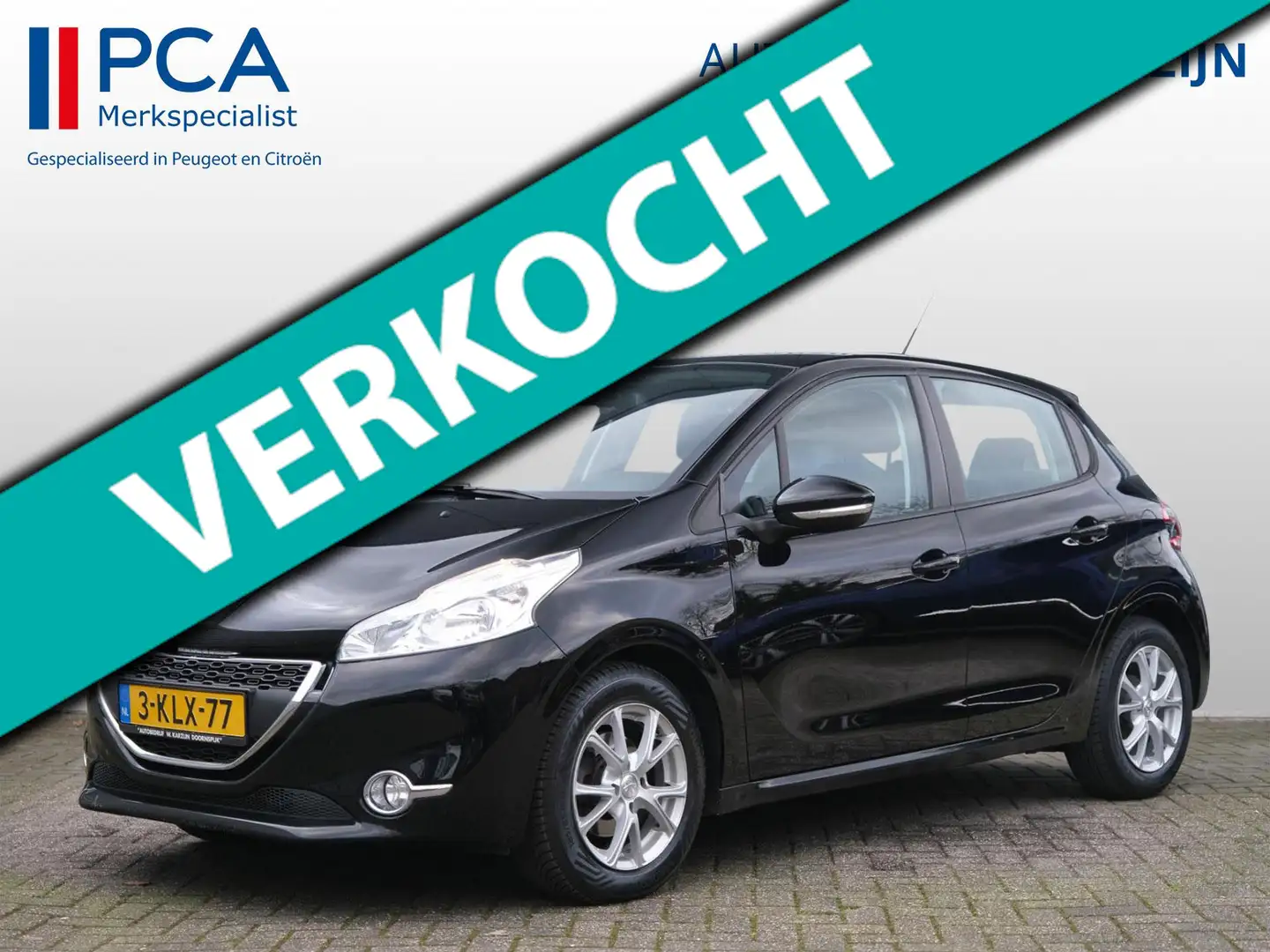 Peugeot 208 1.2 VTi Envy Black - 1